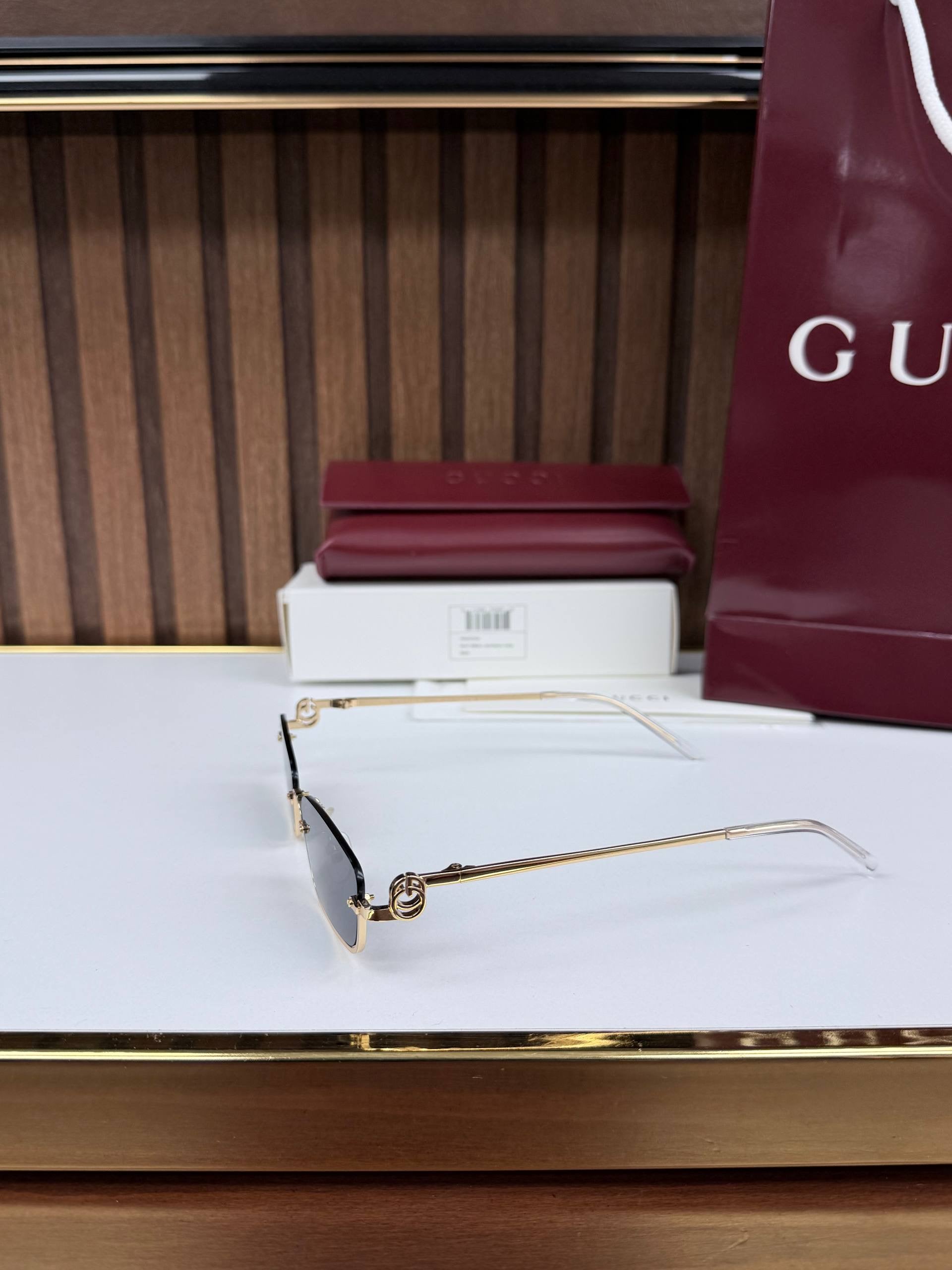 Eyewear Sunglasses