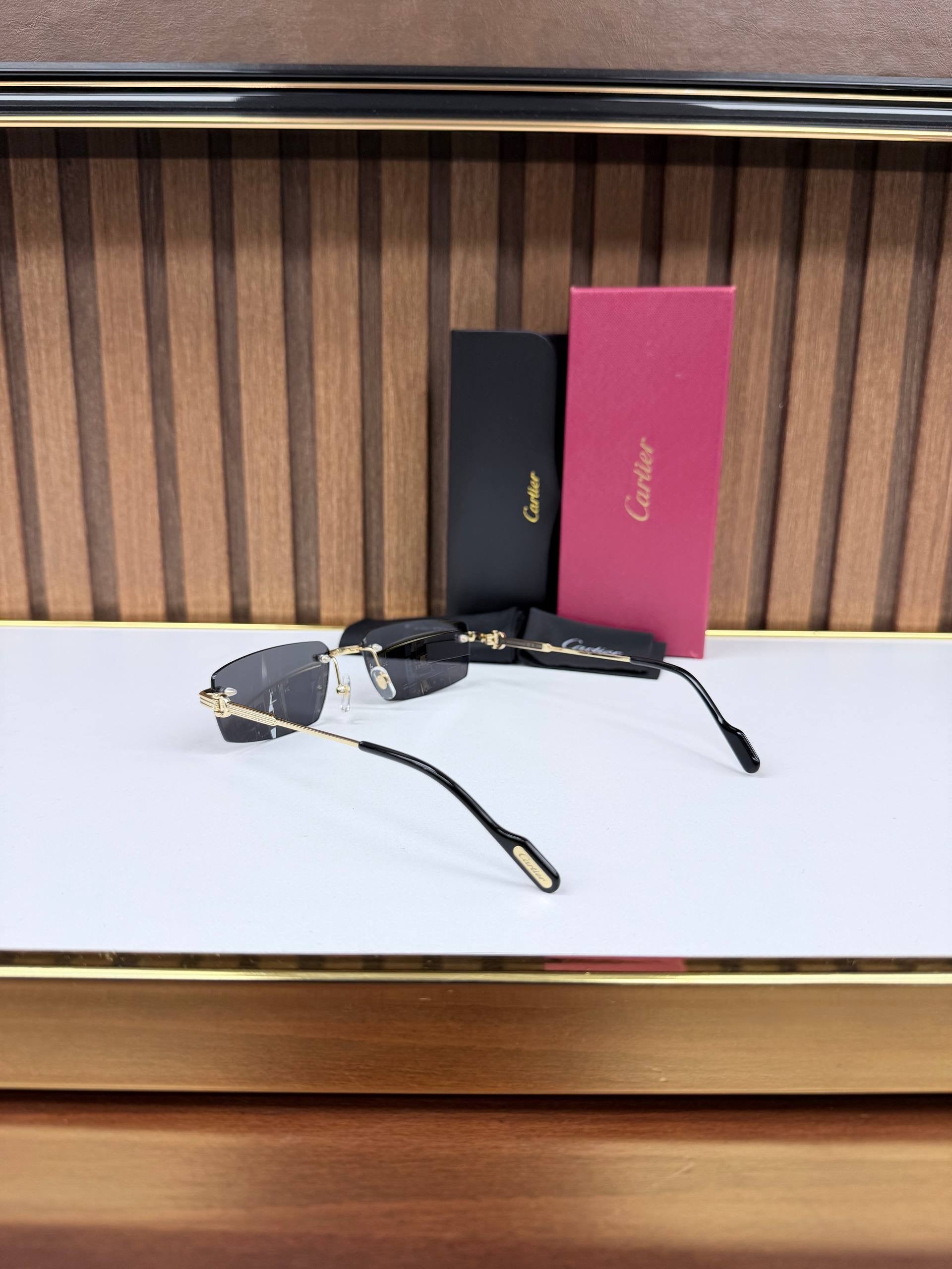 Eyewear Sunglasses