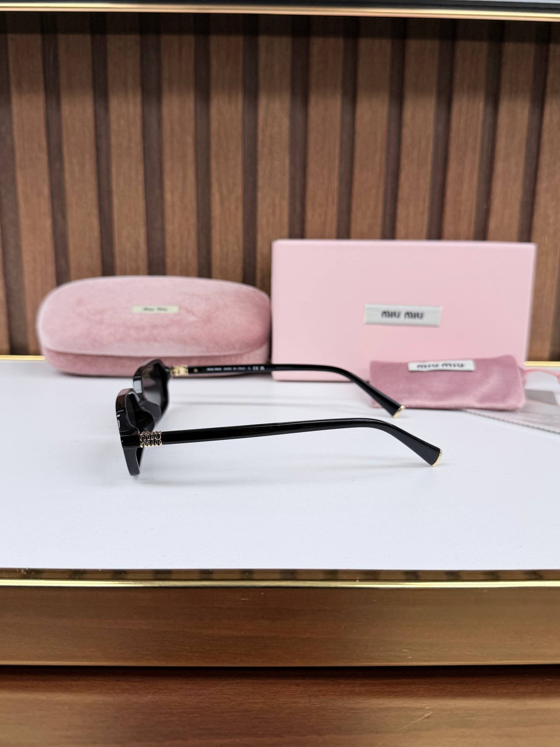 Eyewear Sunglasses