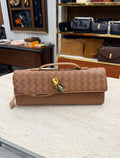 Andiamo Clutch
