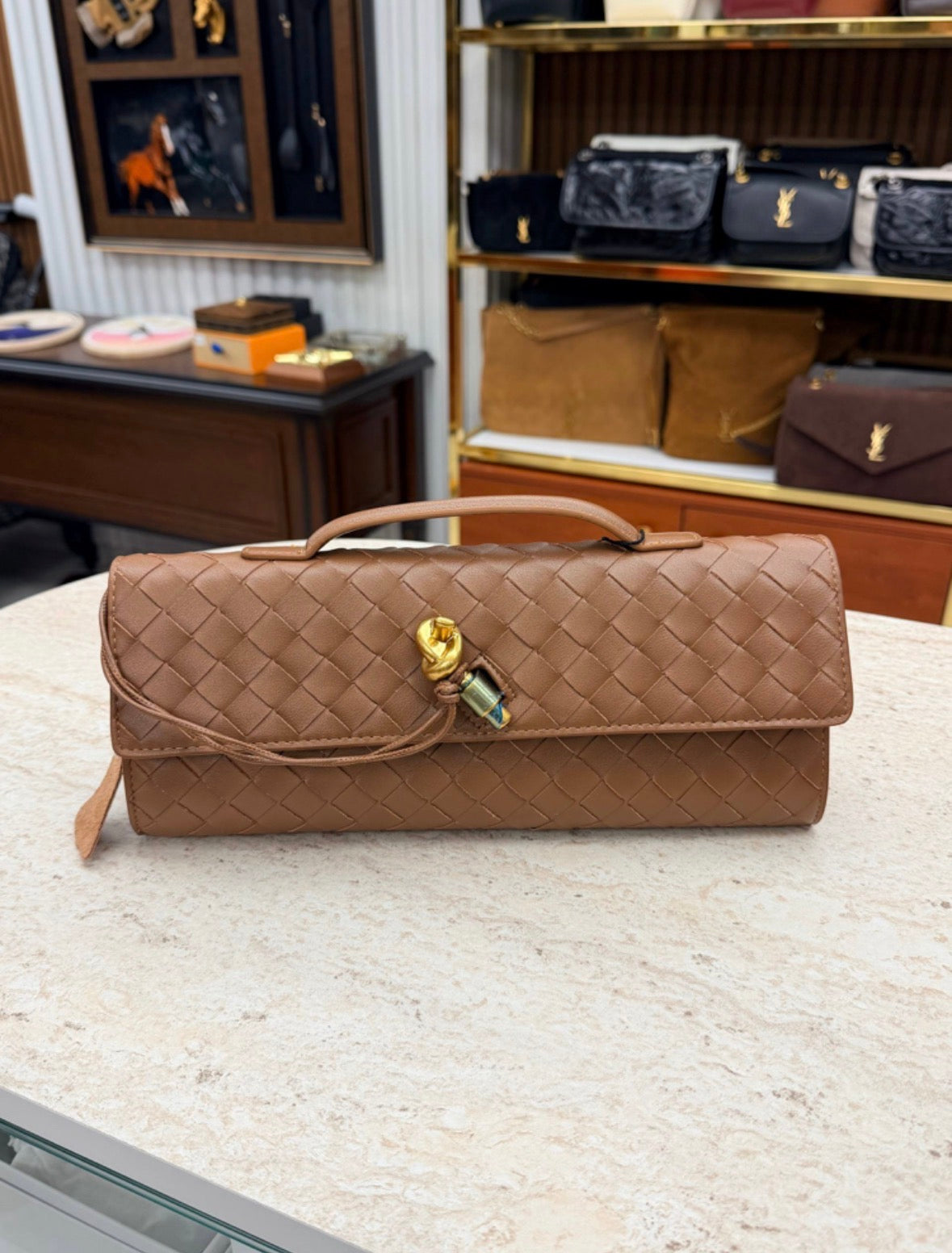 Andiamo Clutch