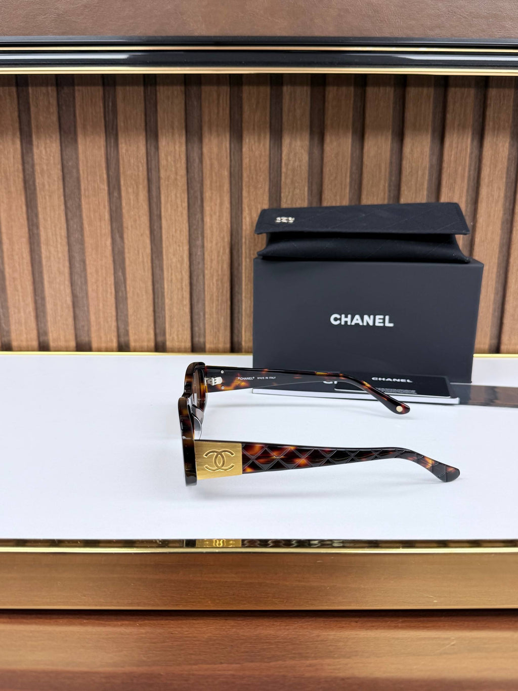 Eyewear Sunglasses