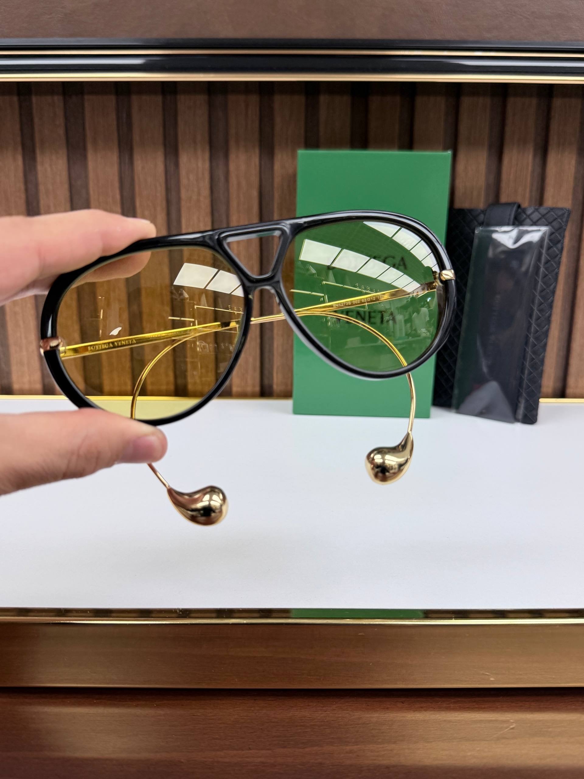 Eyewear Sunglasses