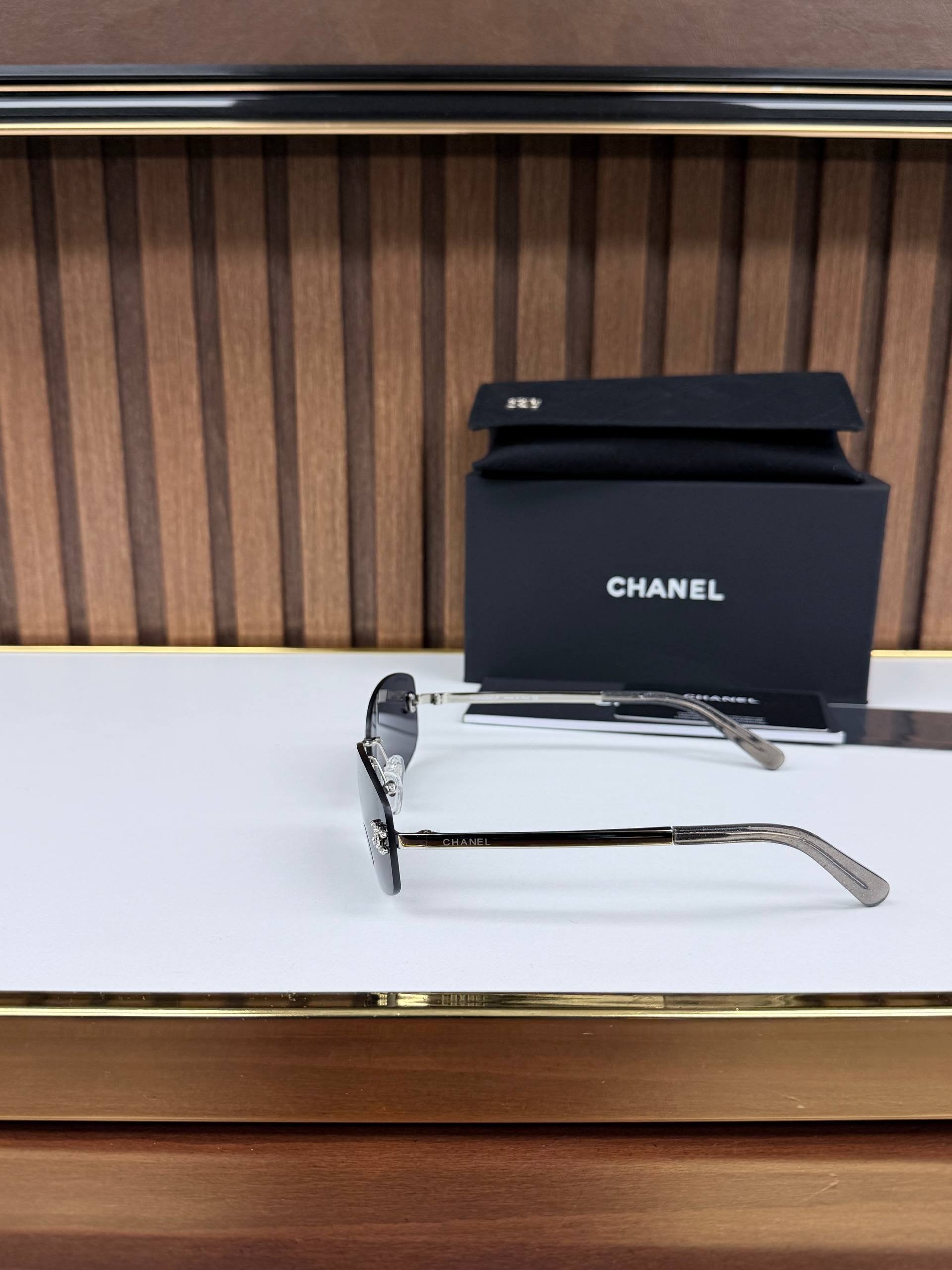 Eyewear Sunglasses