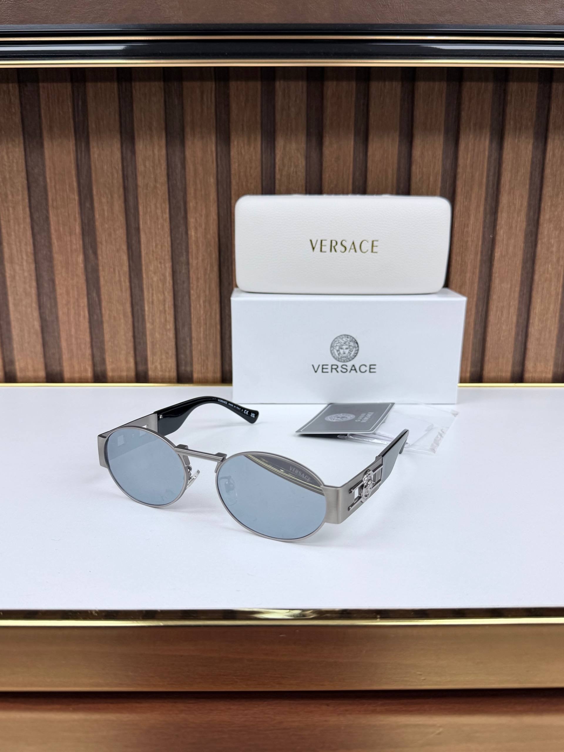 Eyewear Sunglasses