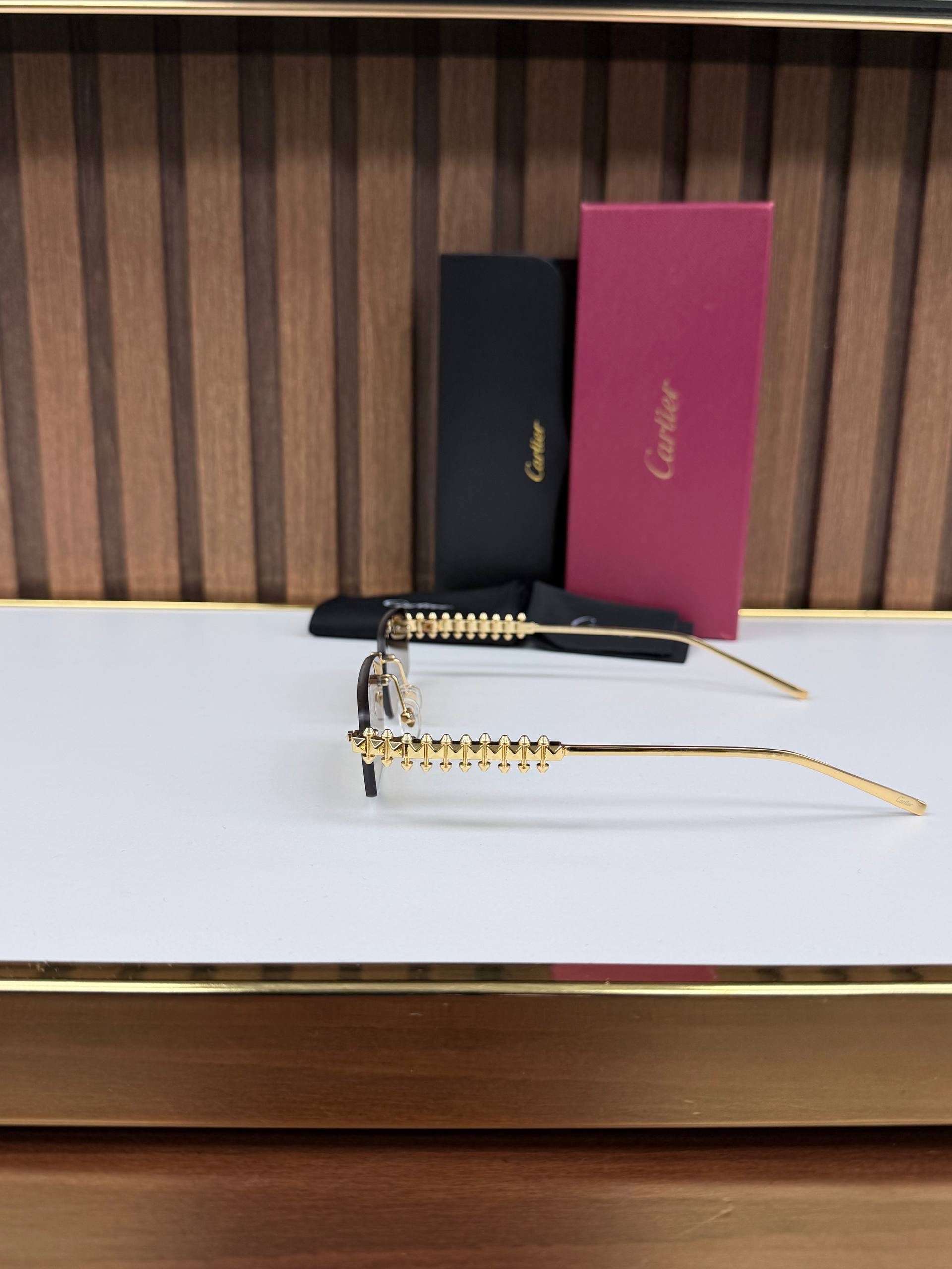 Eyewear Sunglasses