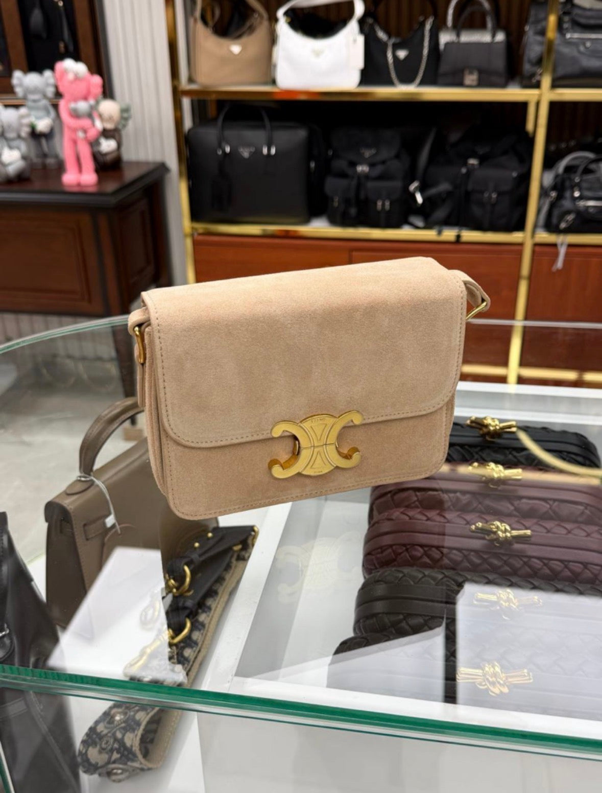 Teen Triomphe Suede