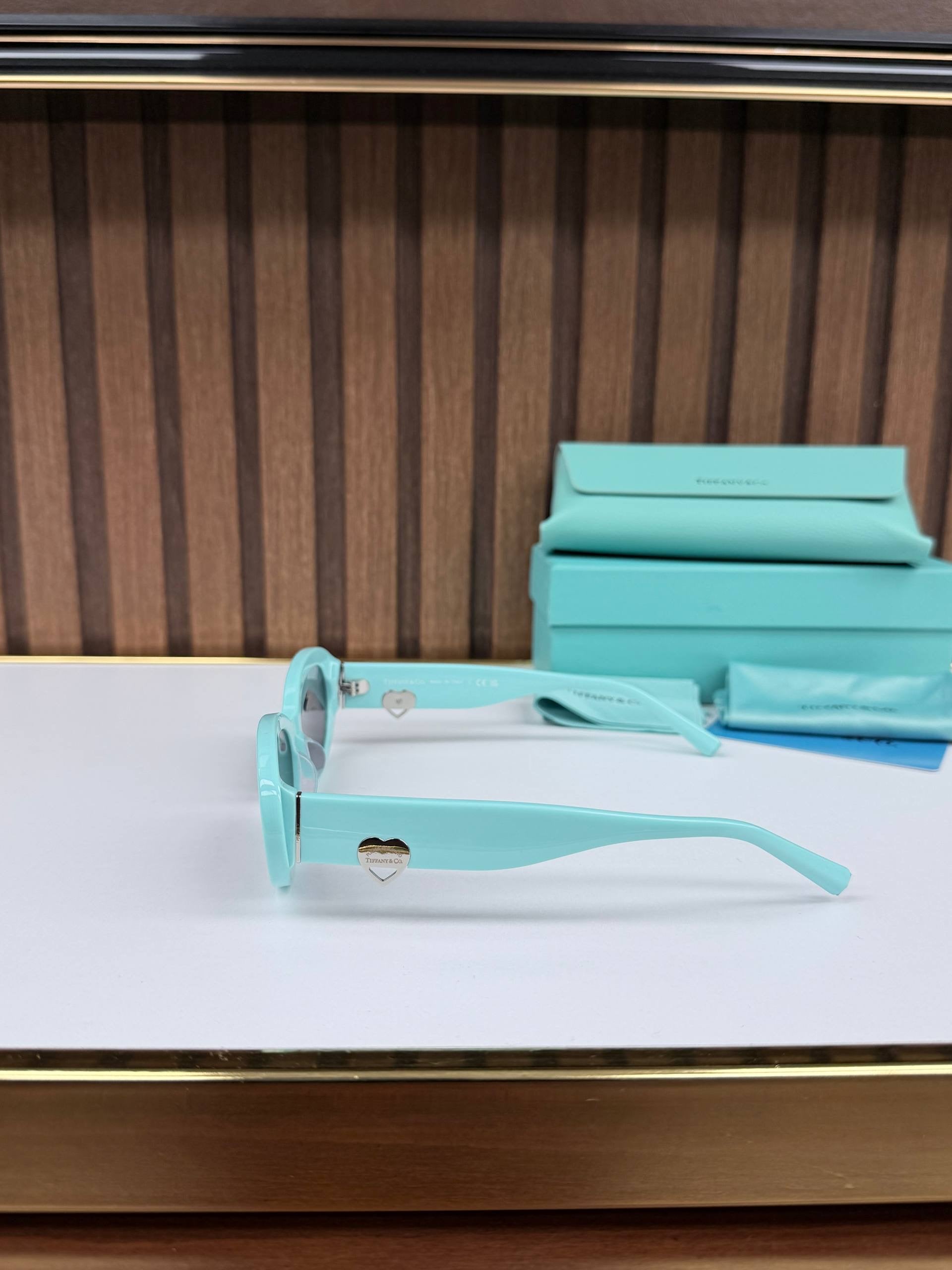 Eyewear Sunglasses