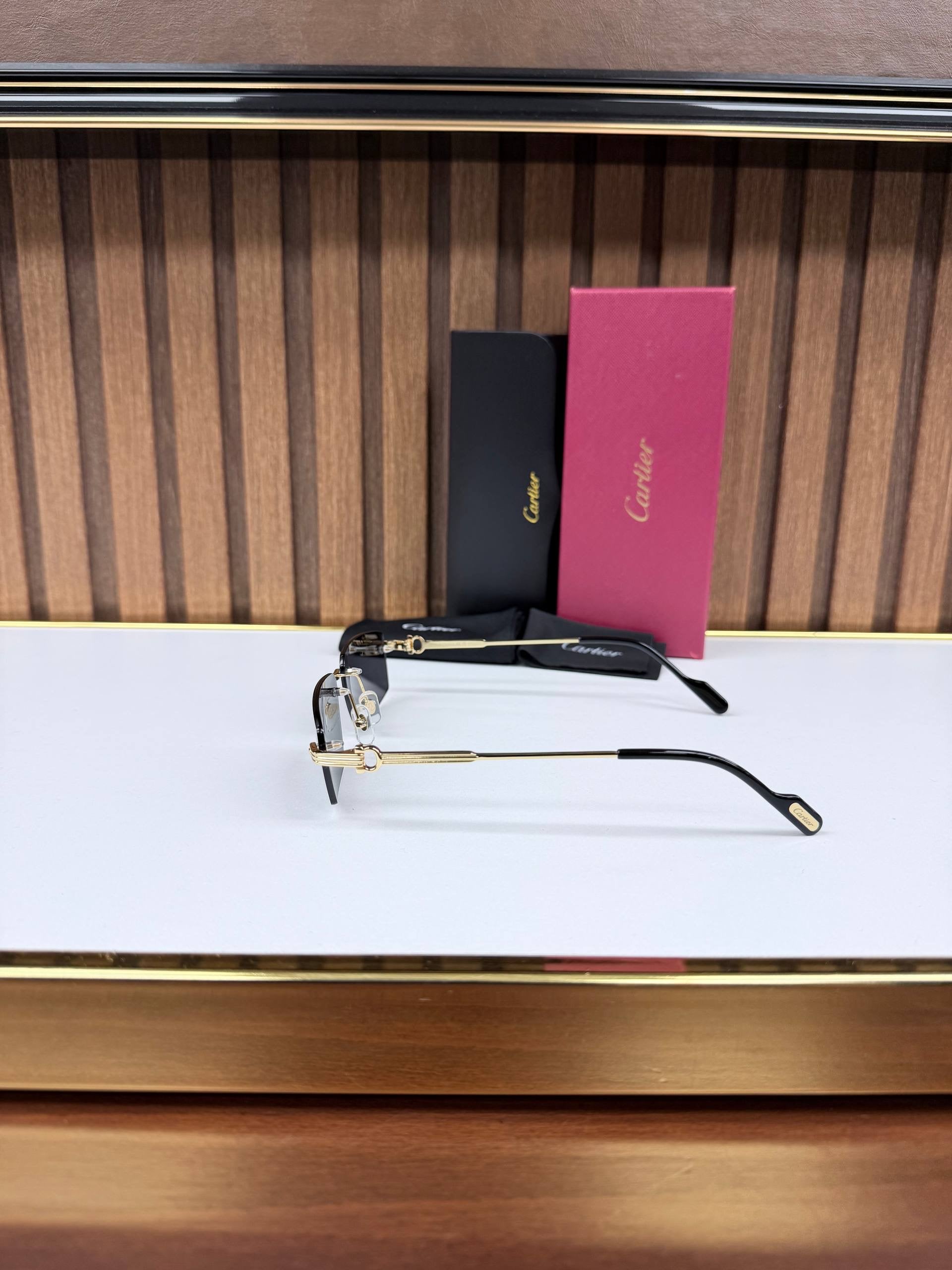 Eyewear Sunglasses