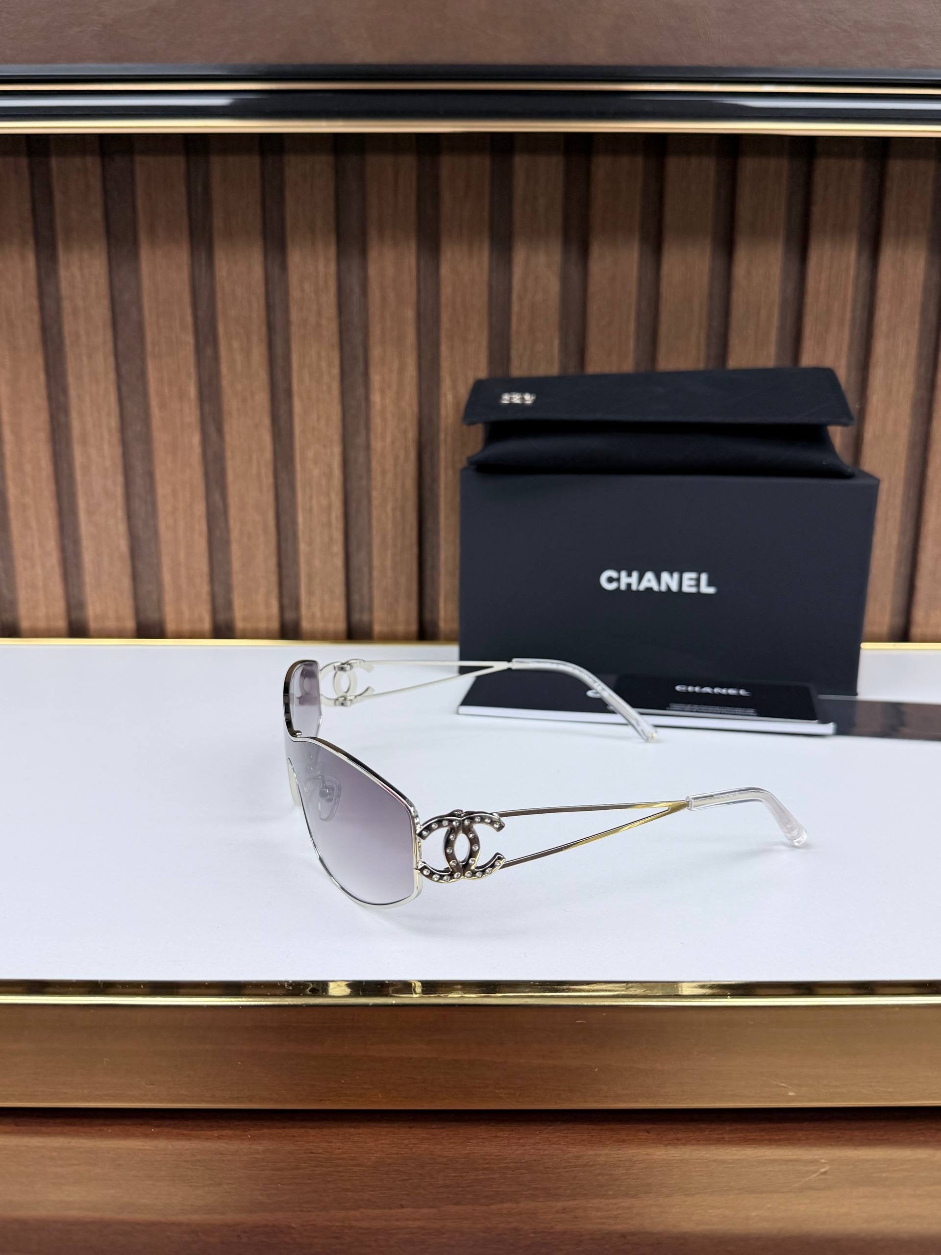 Eyewear Sunglasses