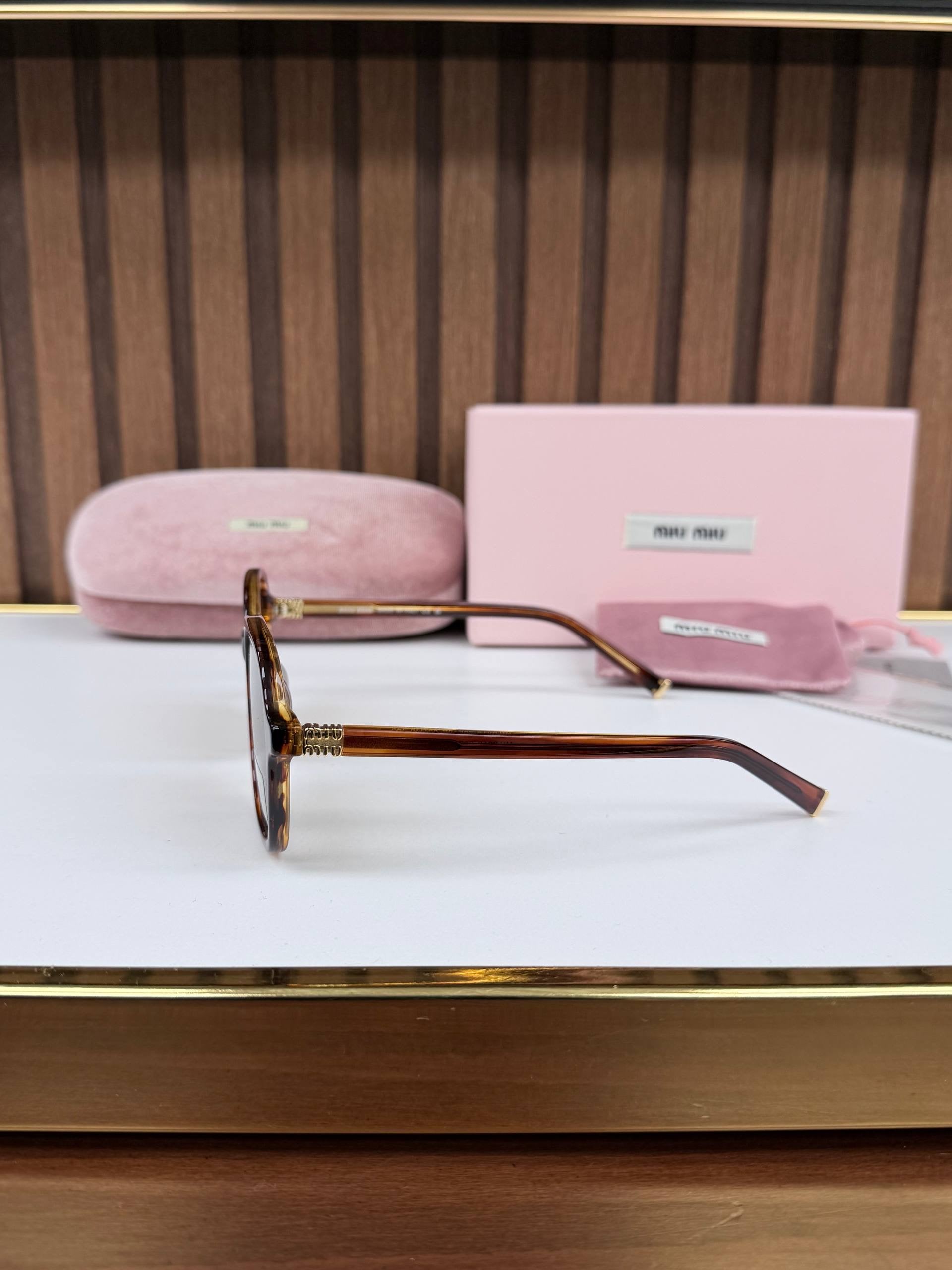 Eyewear Sunglasses