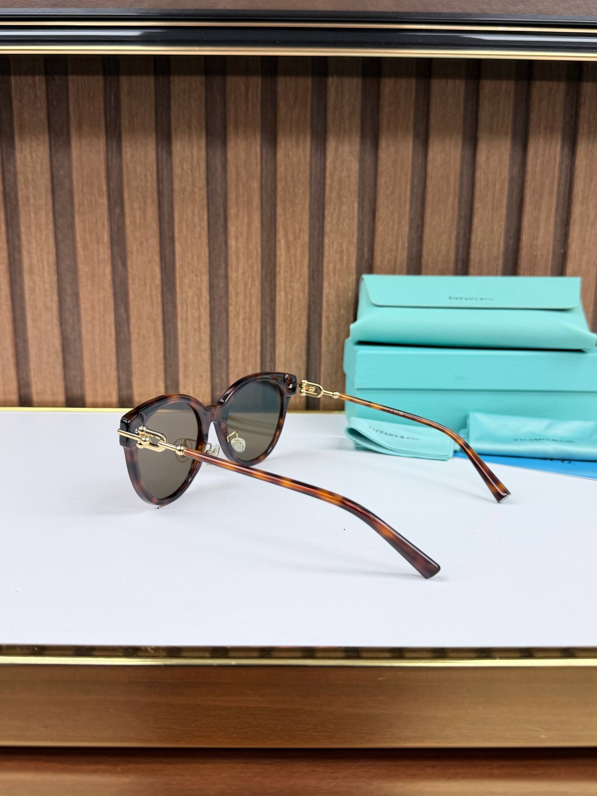 Eyewear Sunglasses