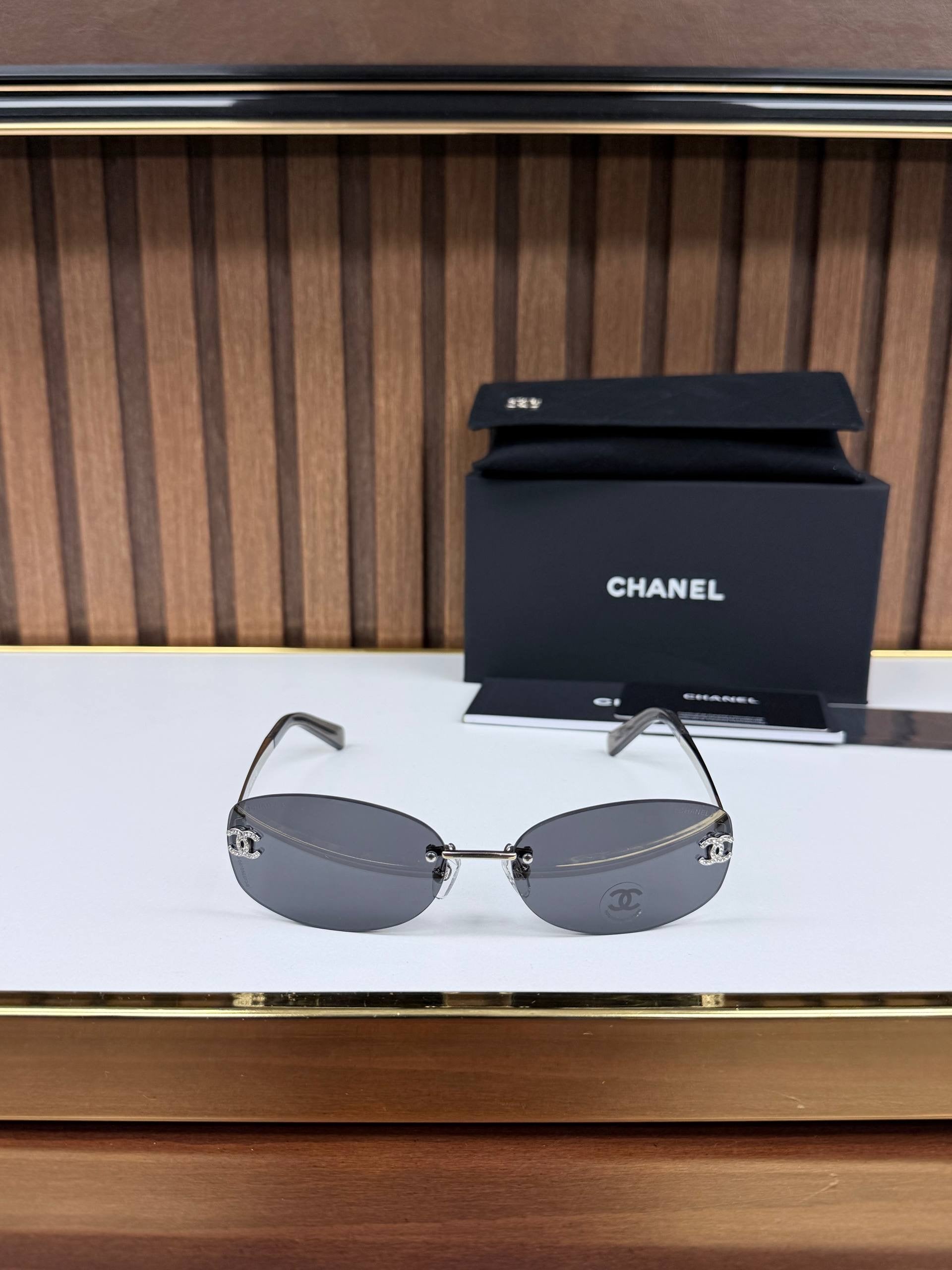 Eyewear Sunglasses