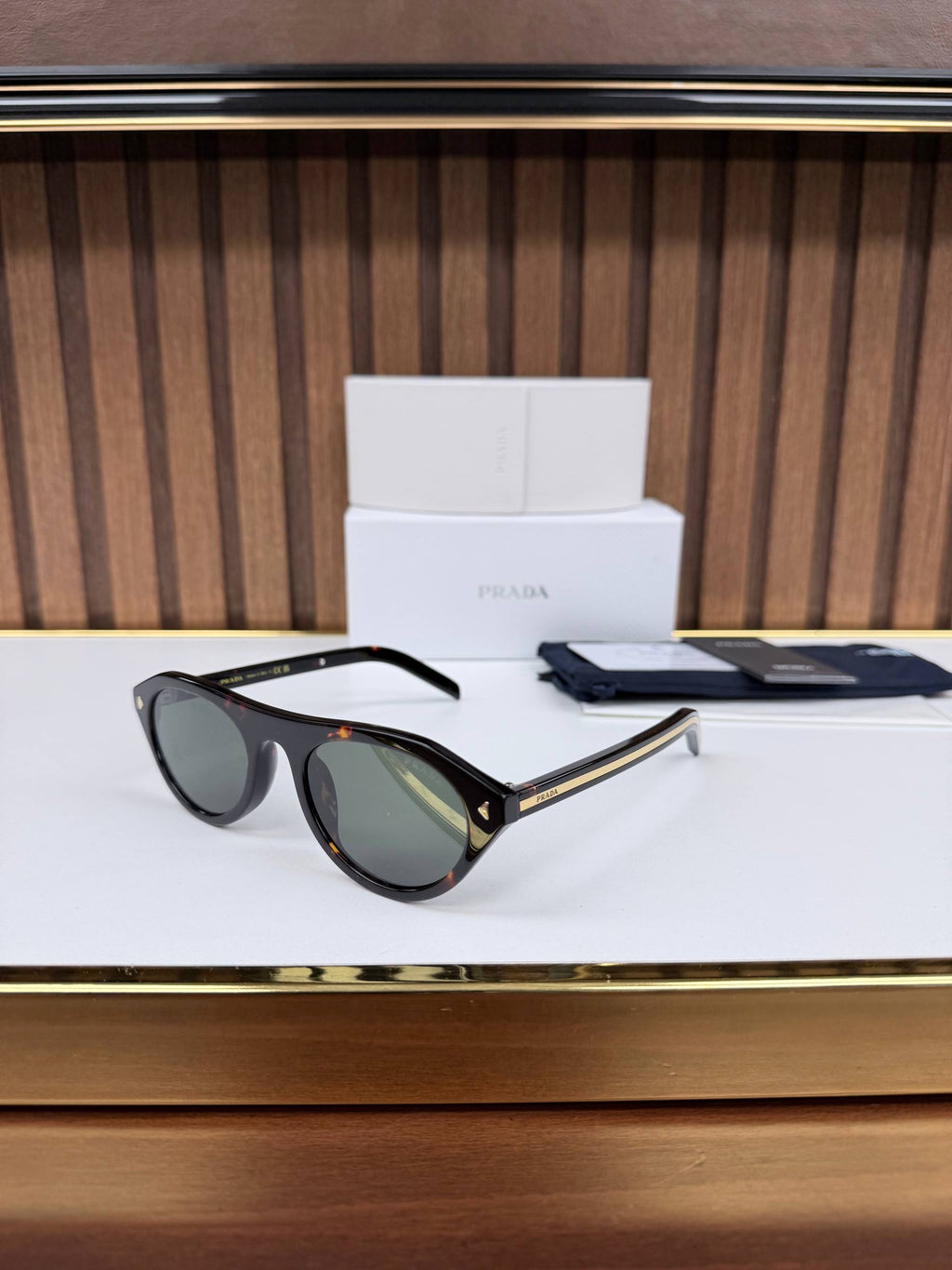 Eyewear Sunglasses