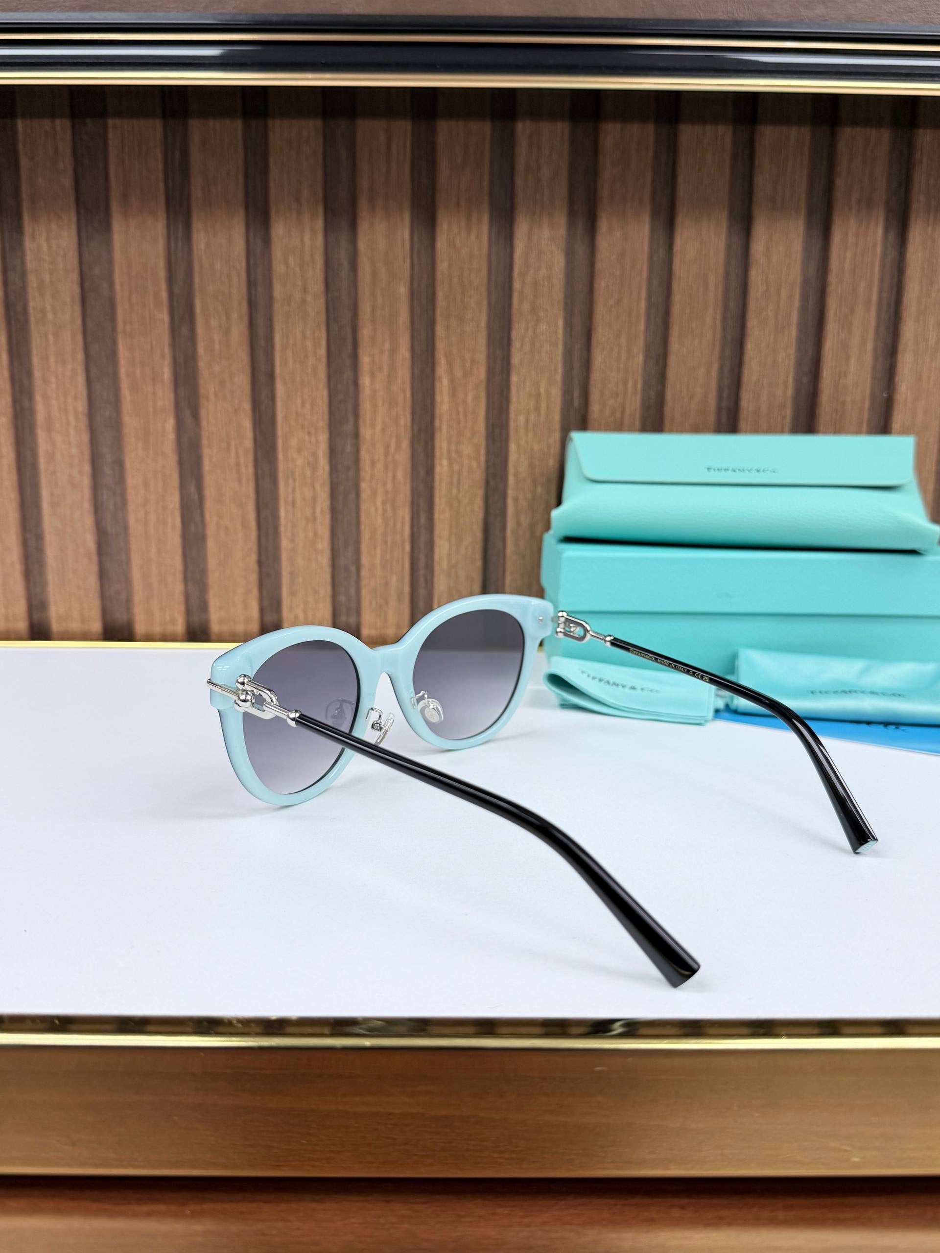 Eyewear Sunglasses