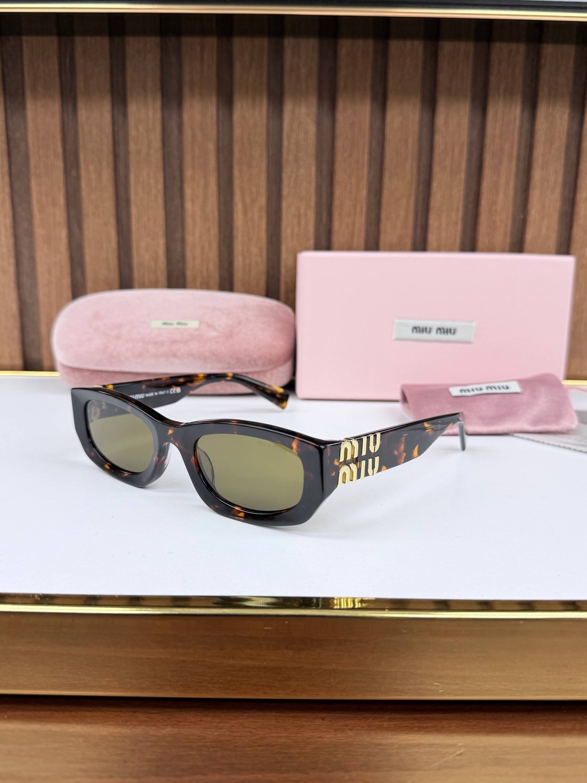 Eyewear Sunglasses