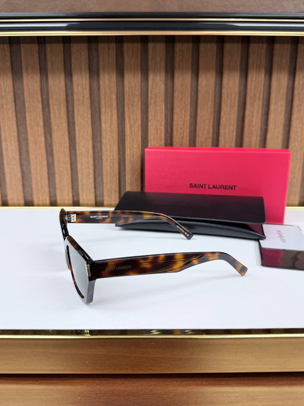 Eyewear Sunglasses