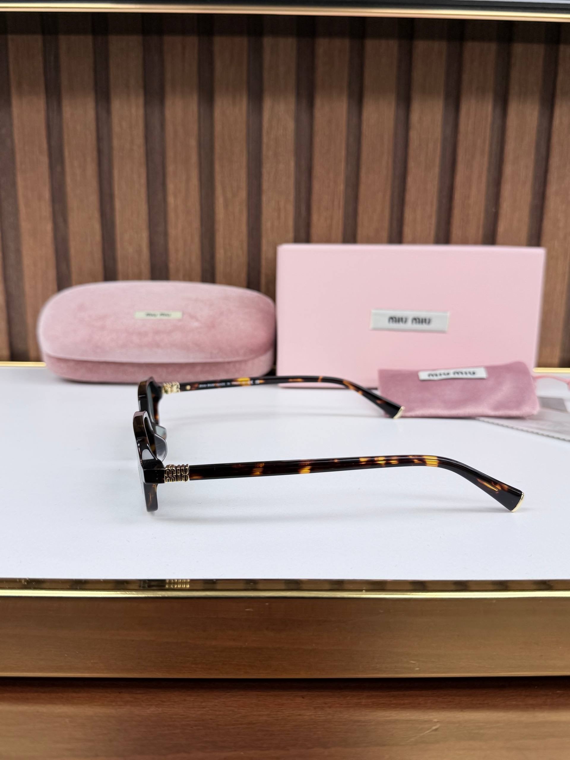 Eyewear Sunglasses