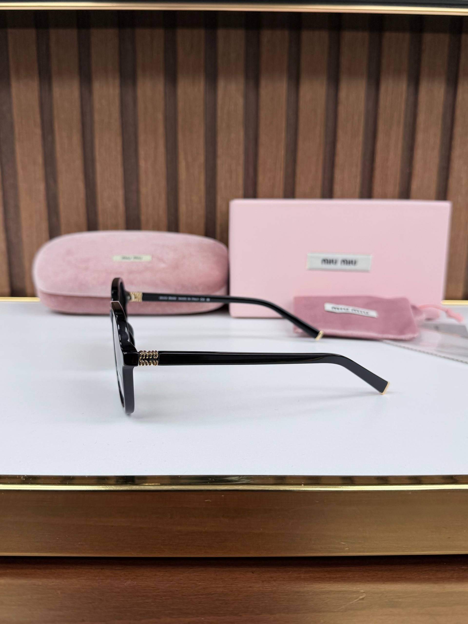Eyewear Sunglasses