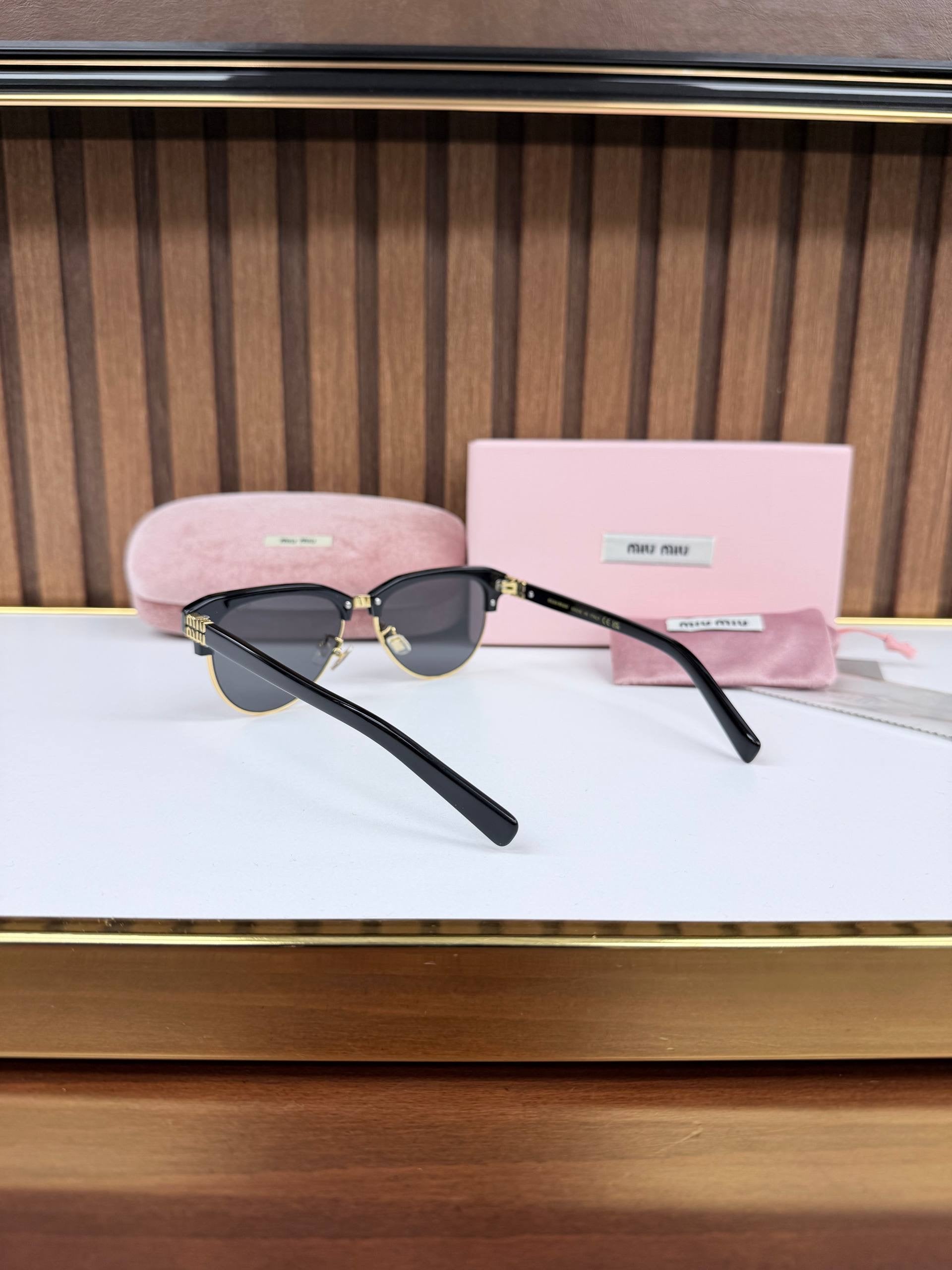 Eyewear Sunglasses