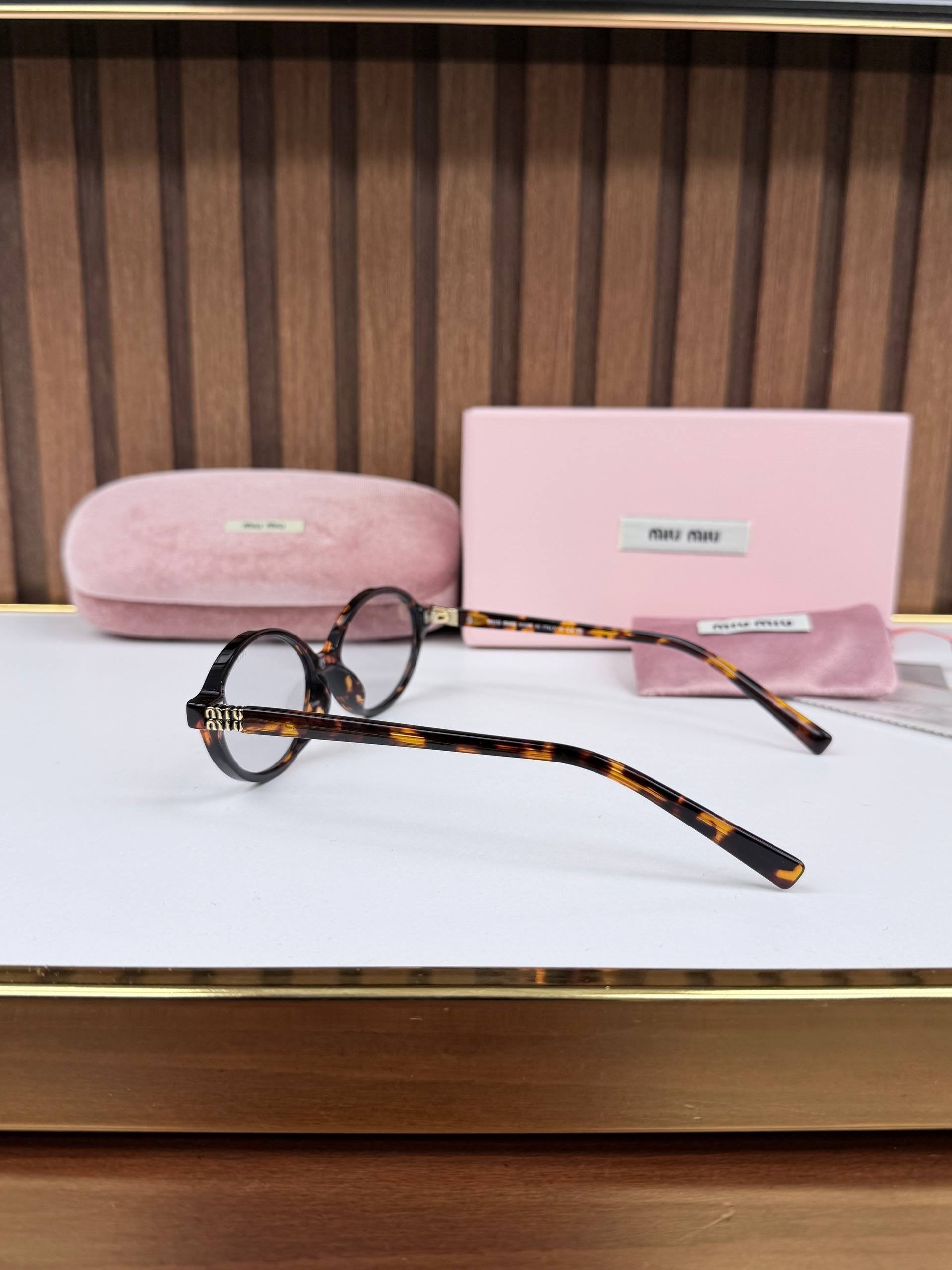 Eyewear Sunglasses