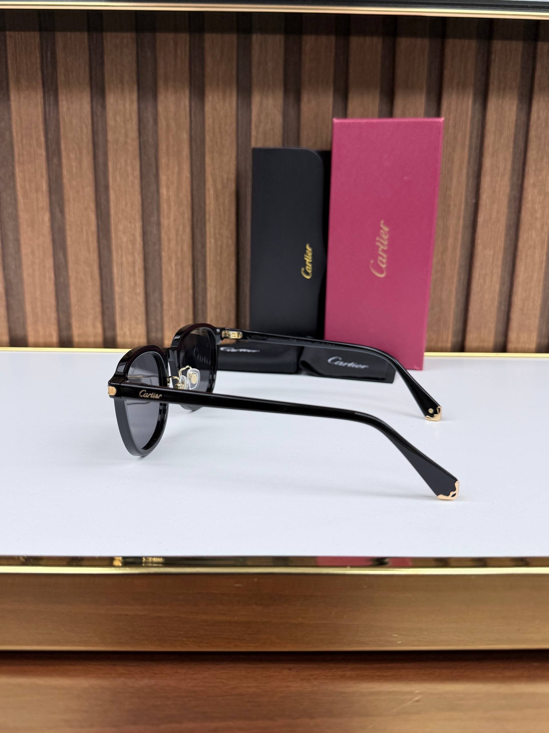 Eyewear Sunglasses