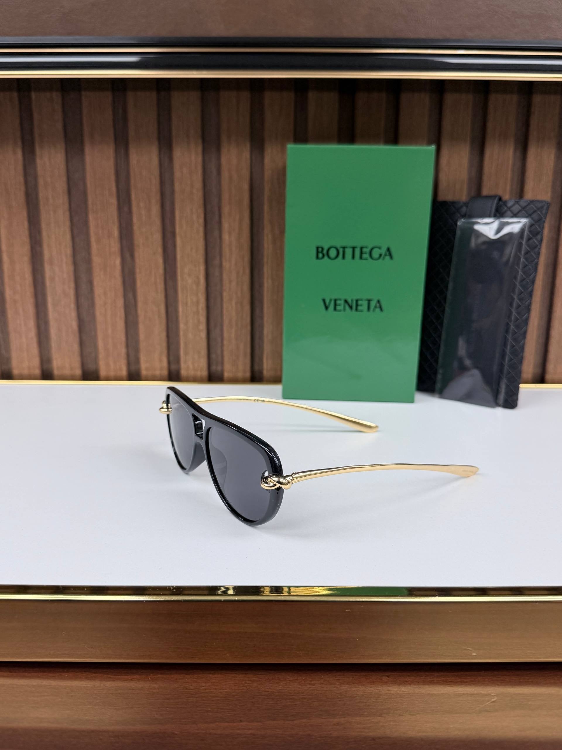 Eyewear Sunglasses
