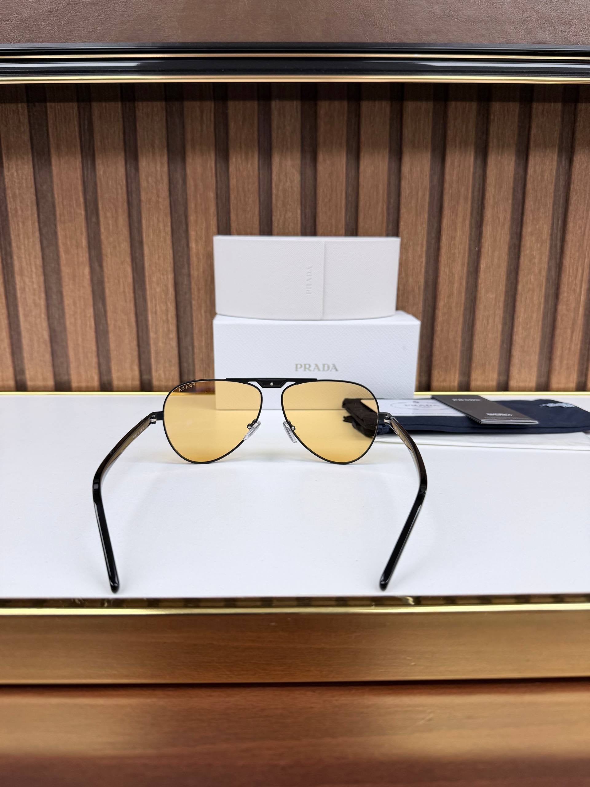Eyewear Sunglasses