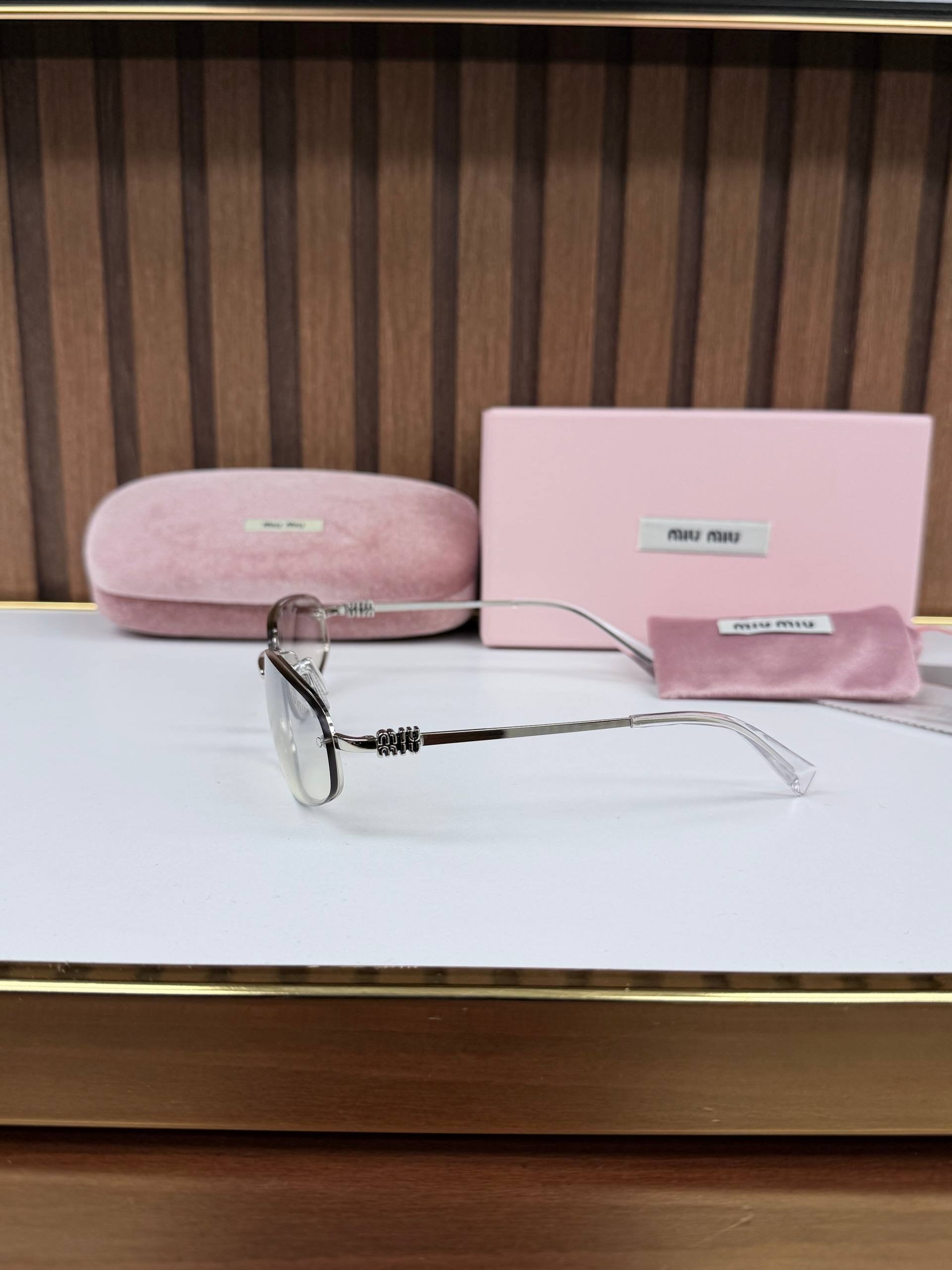 Eyewear Sunglasses