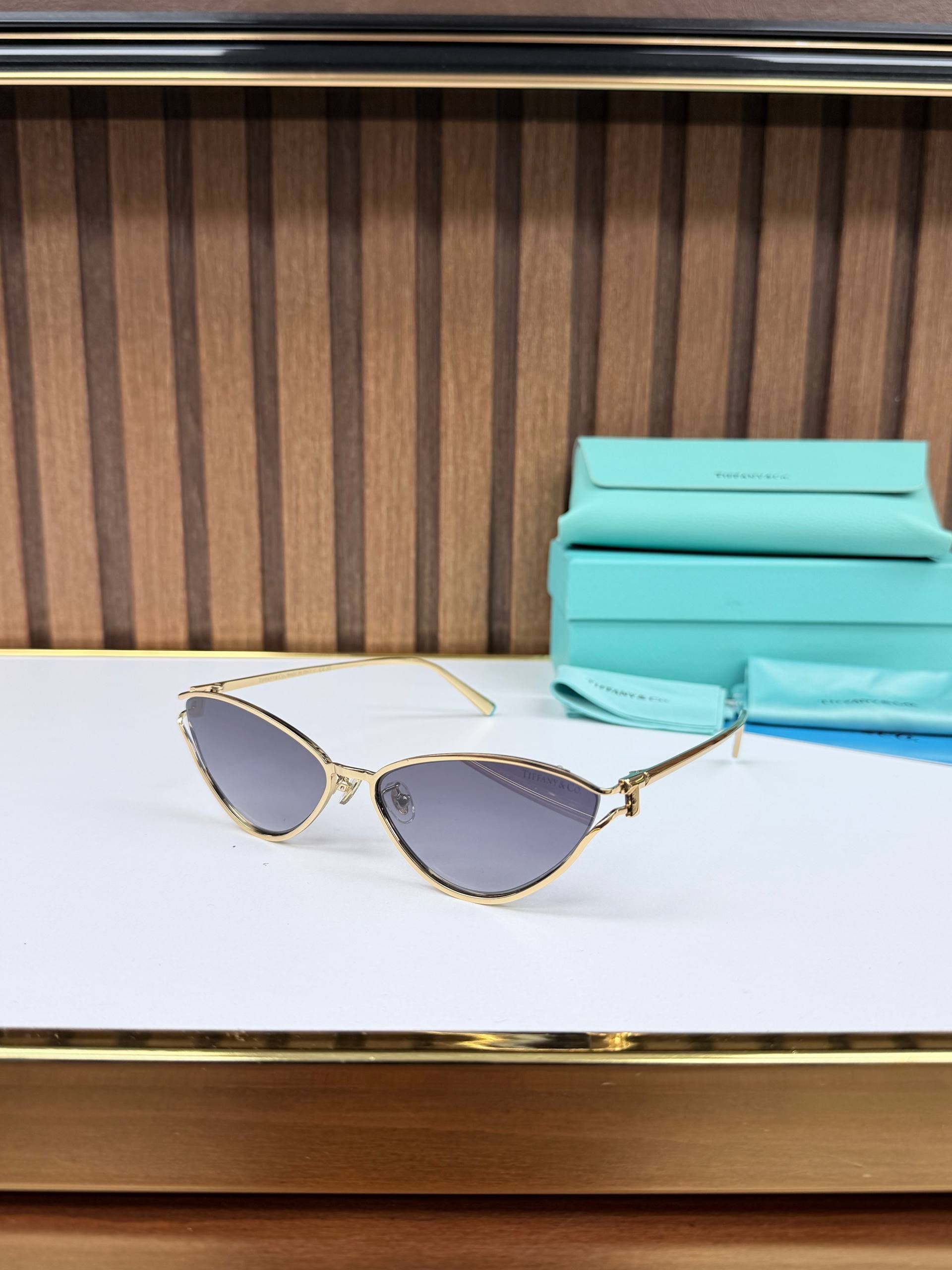 Eyewear Sunglasses