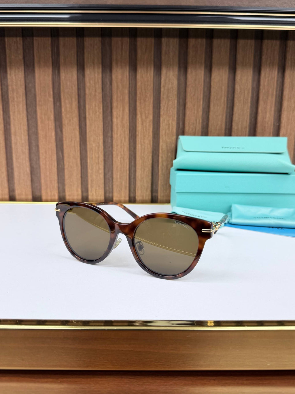 Eyewear Sunglasses