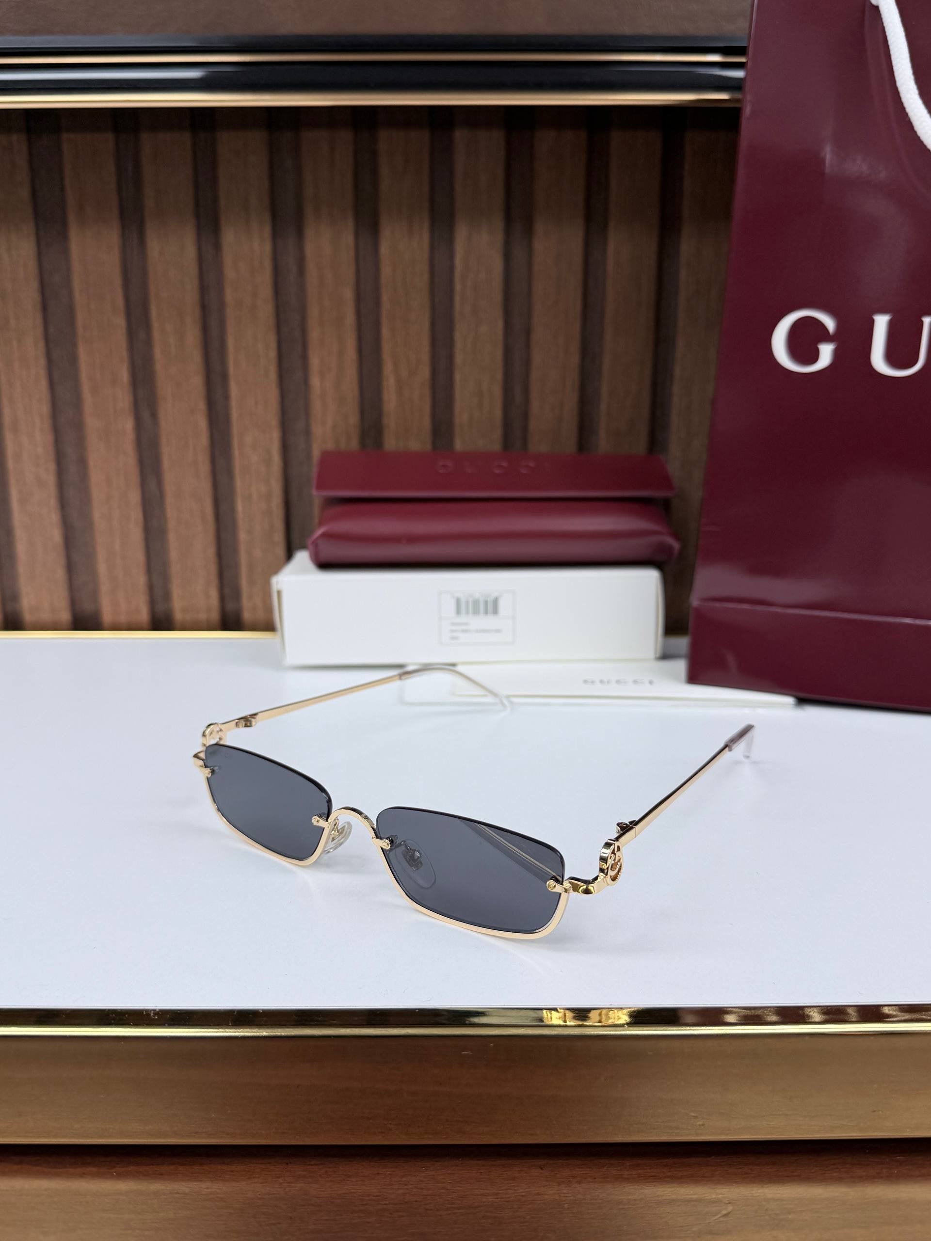 Eyewear Sunglasses