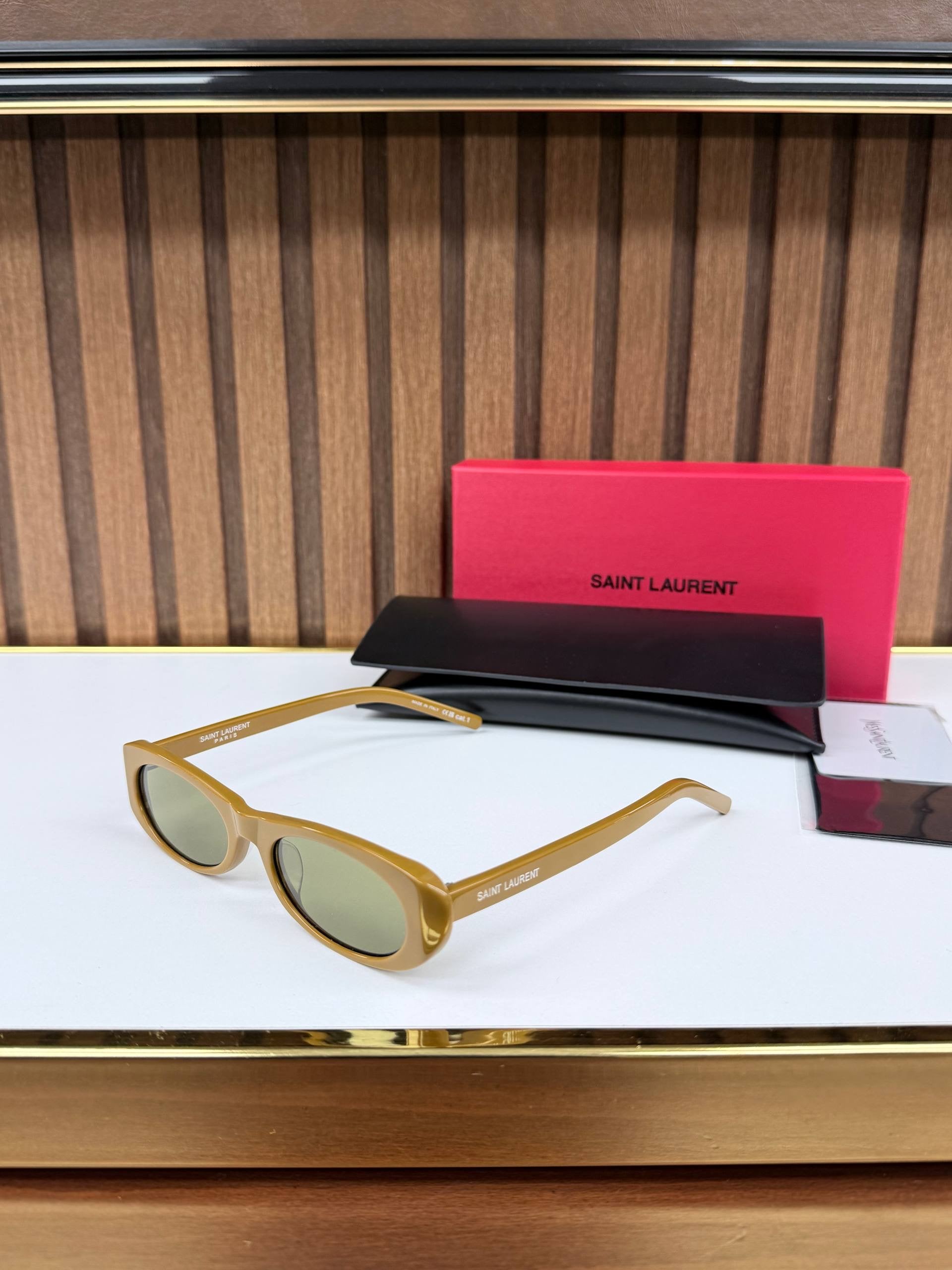 Eyewear Sunglasses