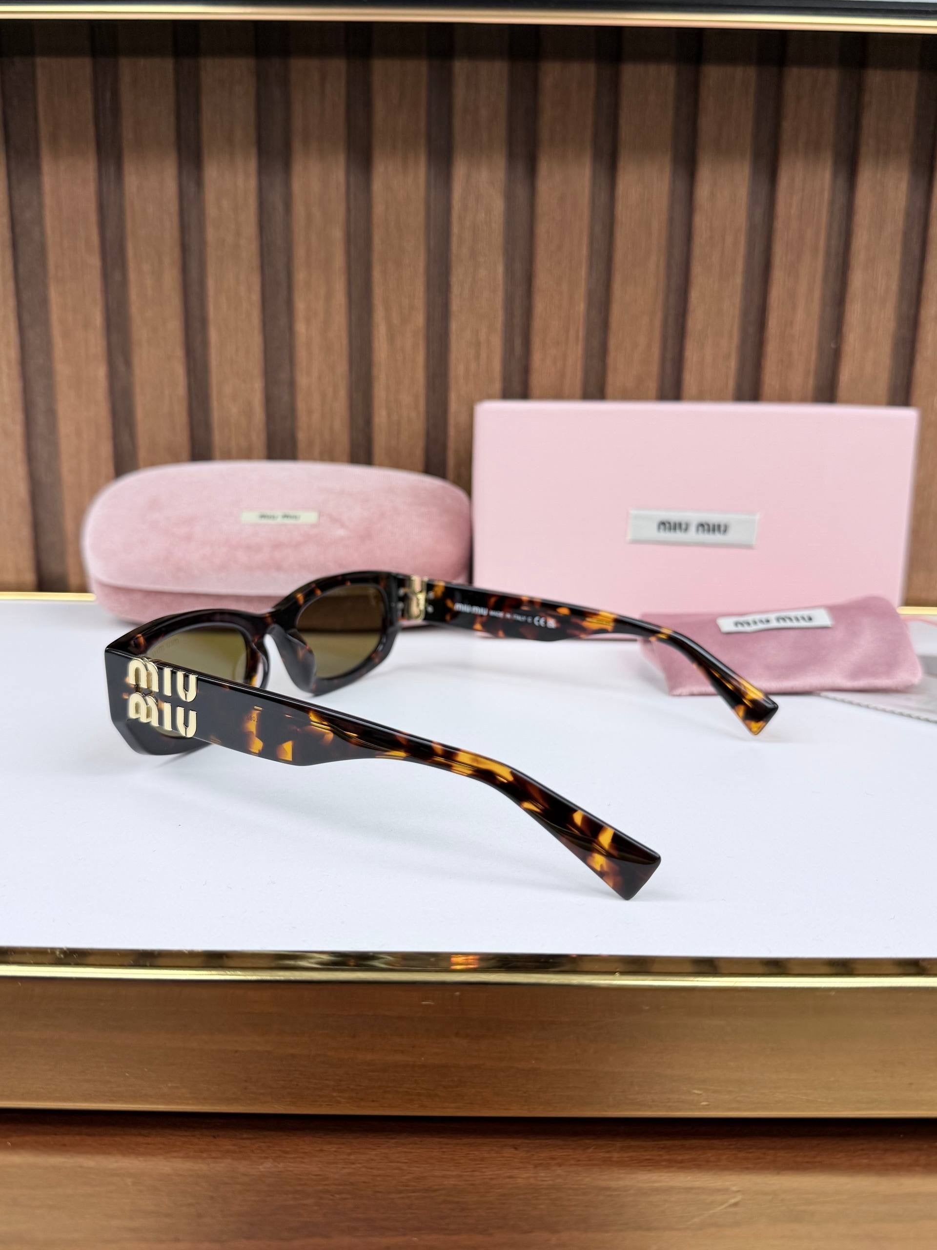 Eyewear Sunglasses