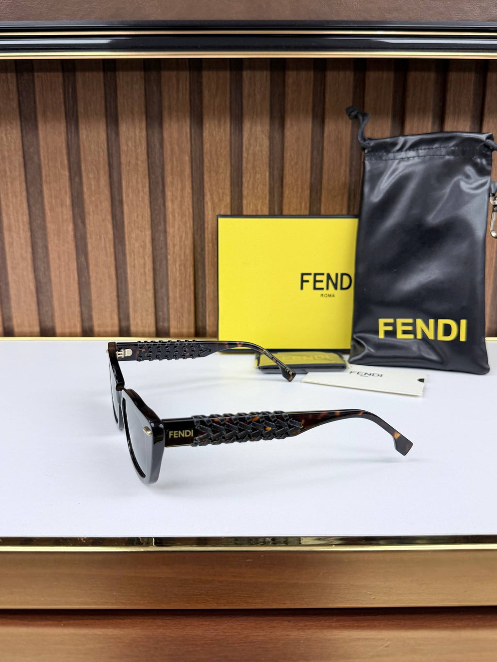 Eyewear Sunglasses