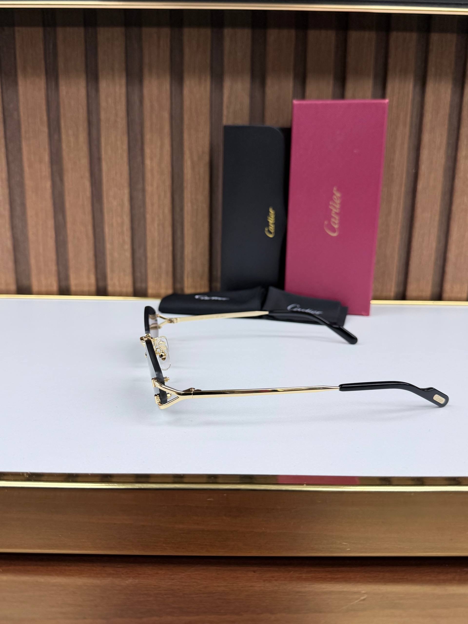Eyewear Sunglasses