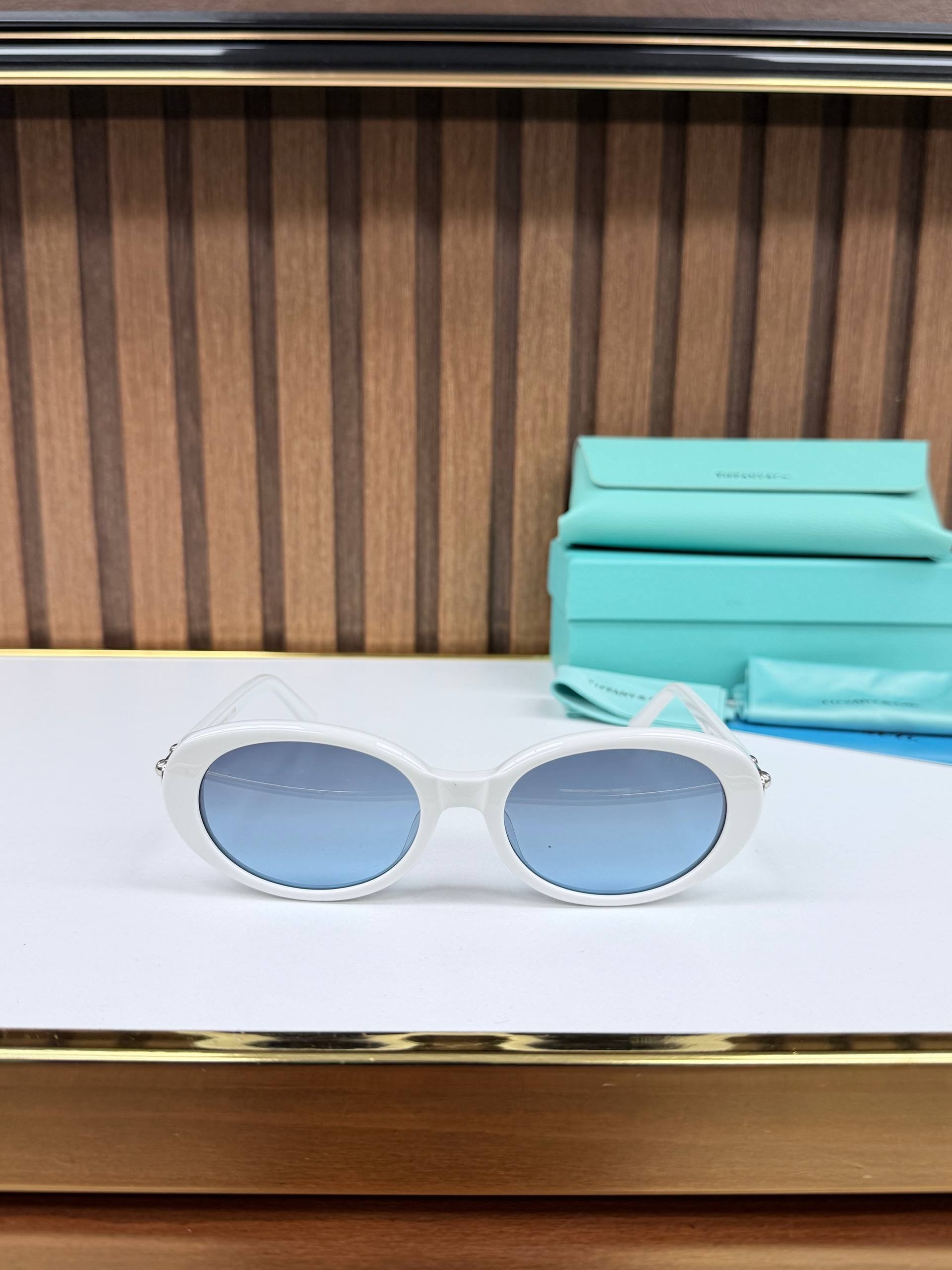 Eyewear Sunglasses