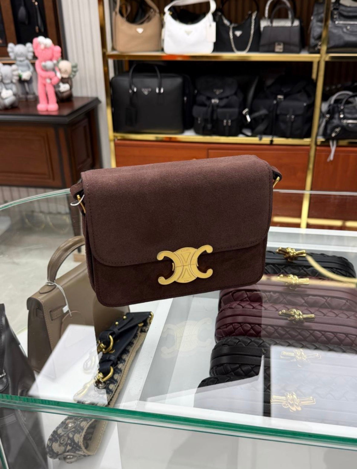 Teen Triomphe Suede