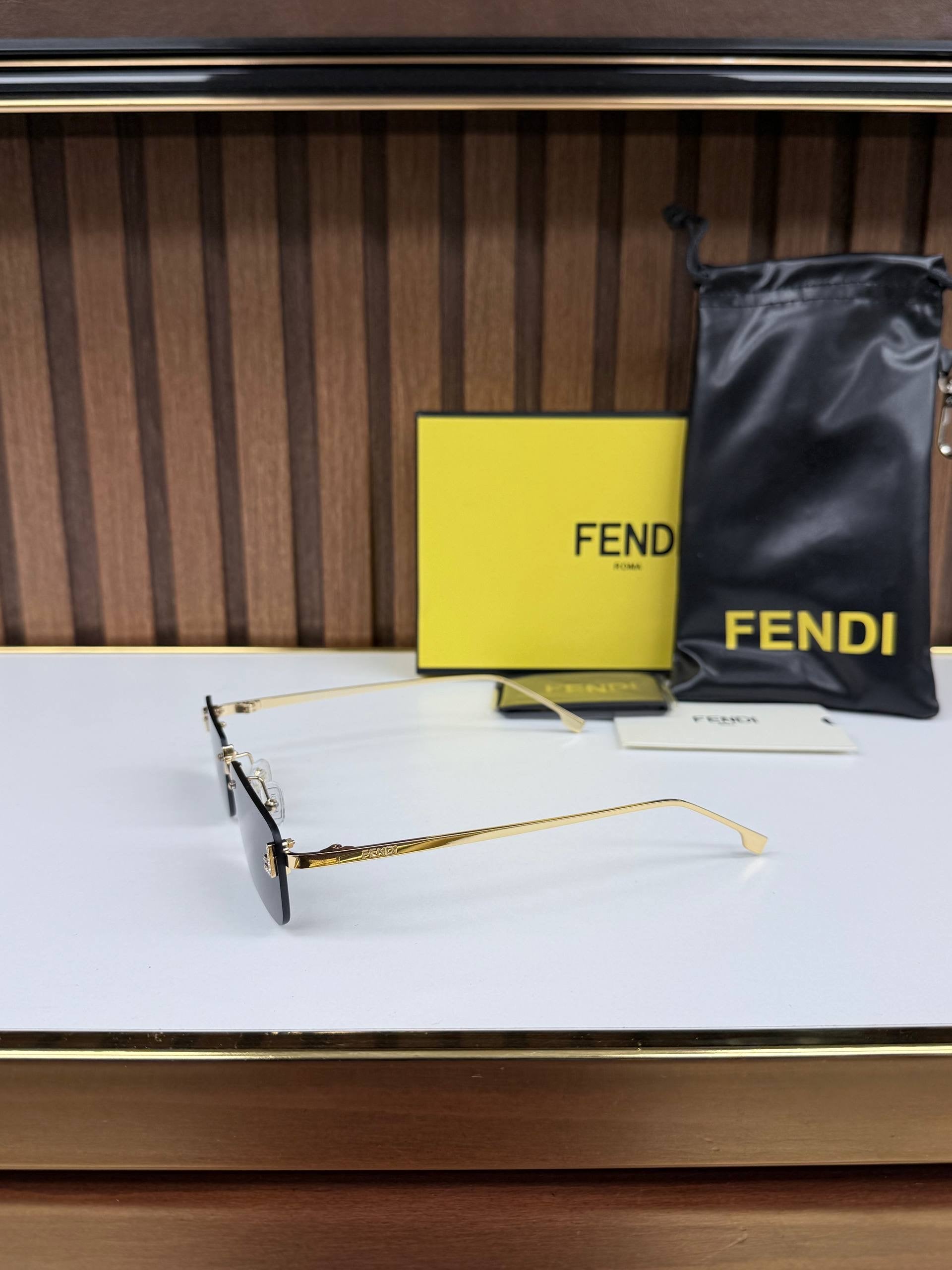 Eyewear Sunglasses