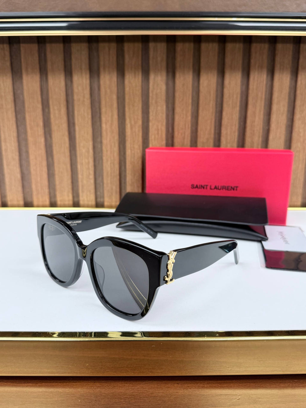 Eyewear Sunglasses