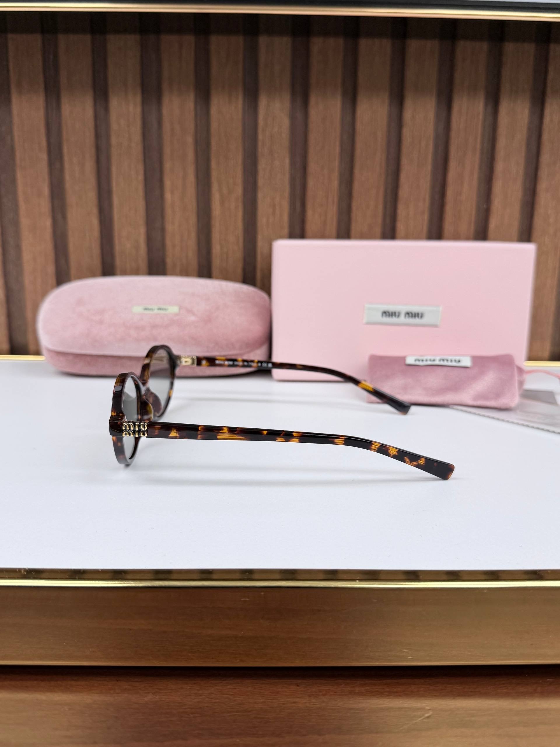 Eyewear Sunglasses