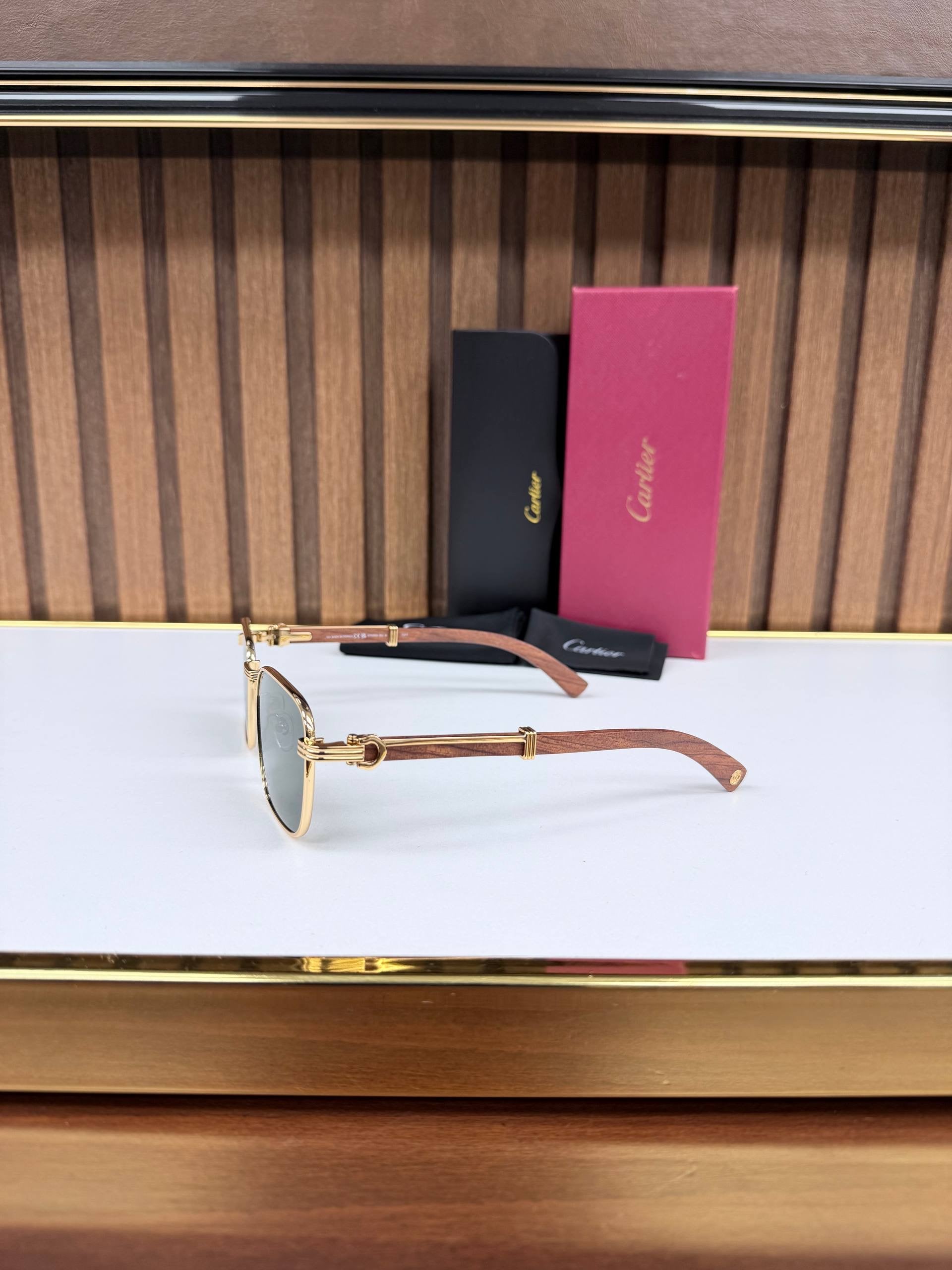 Eyewear Sunglasses