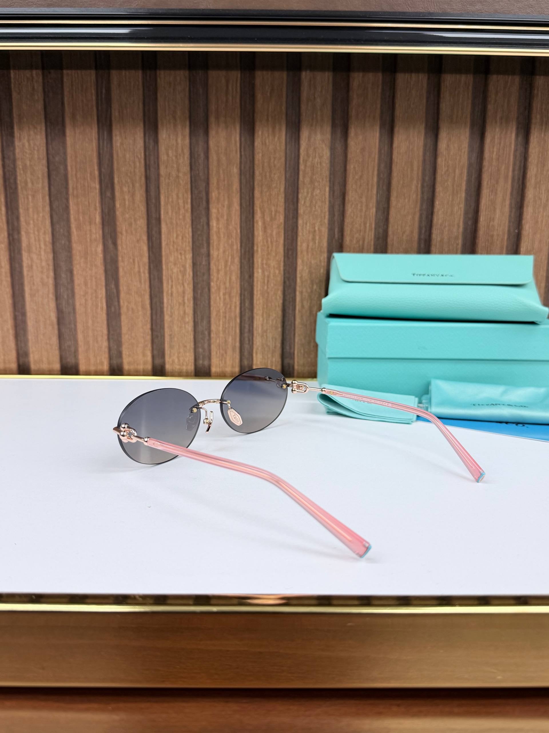 Eyewear Sunglasses