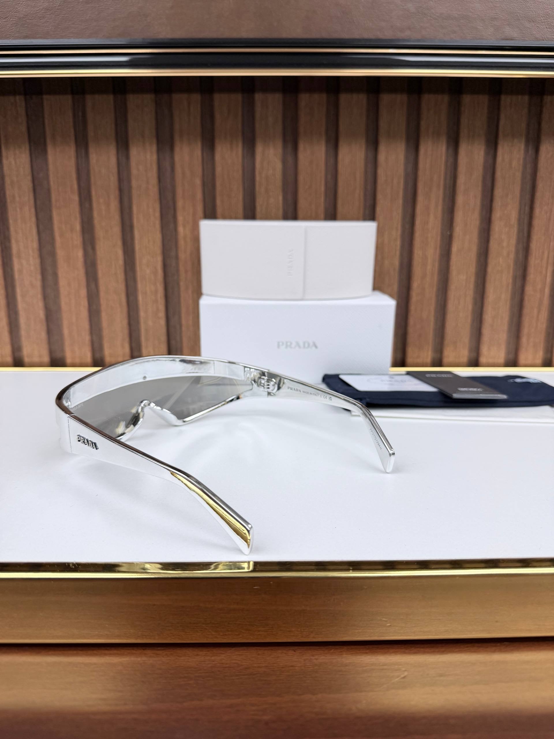 Eyewear Sunglasses