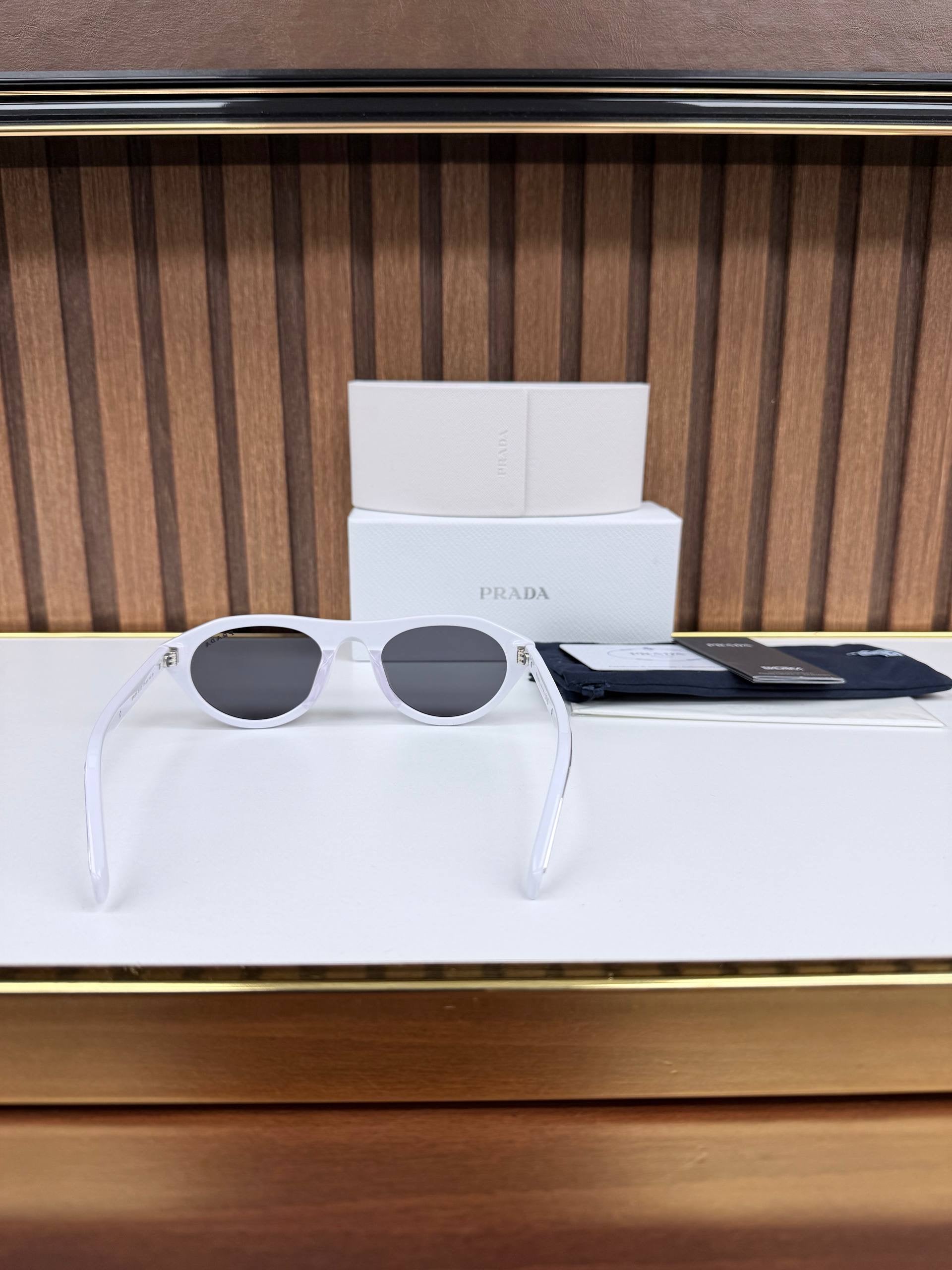 Eyewear Sunglasses
