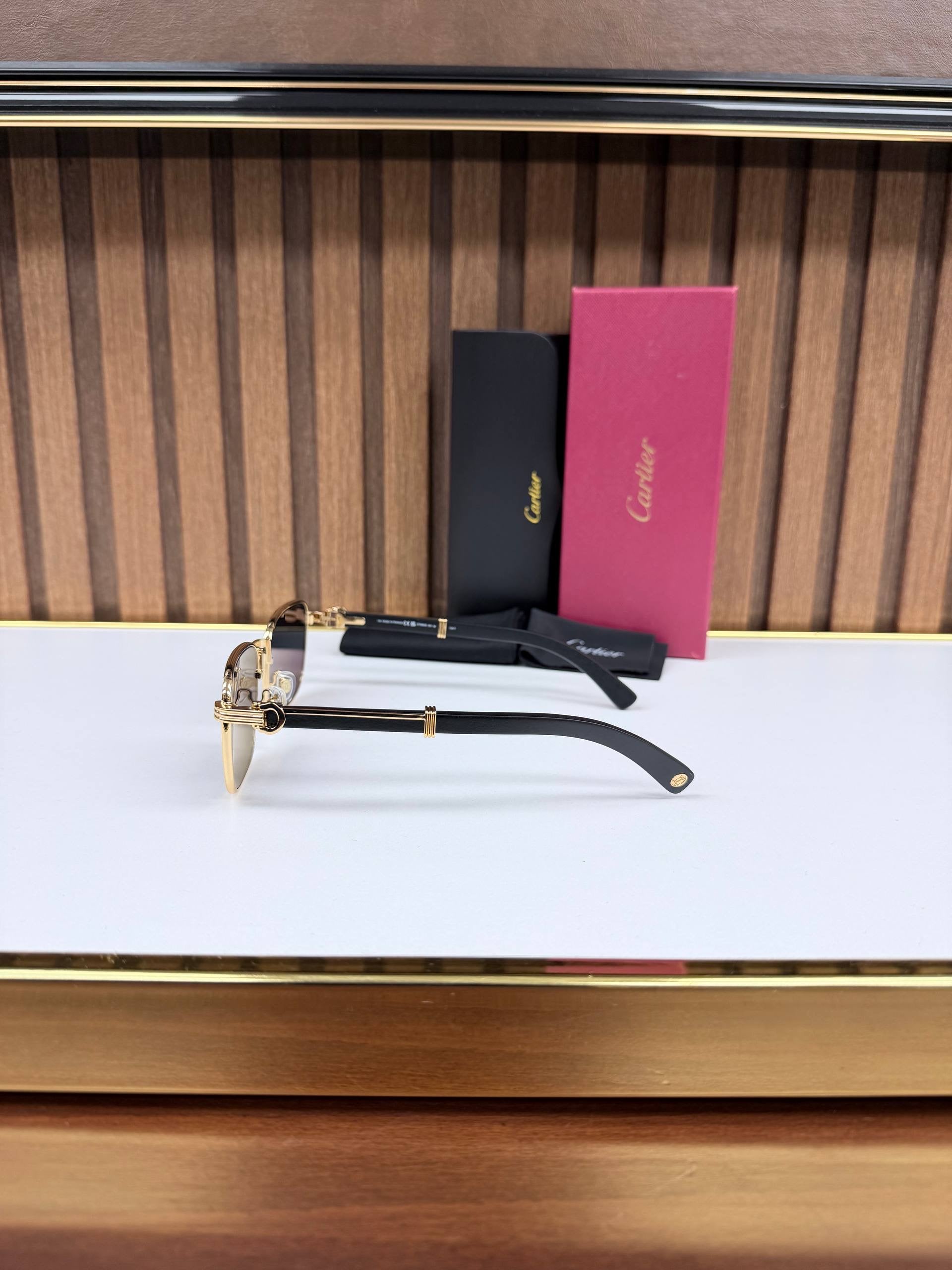 Eyewear Sunglasses