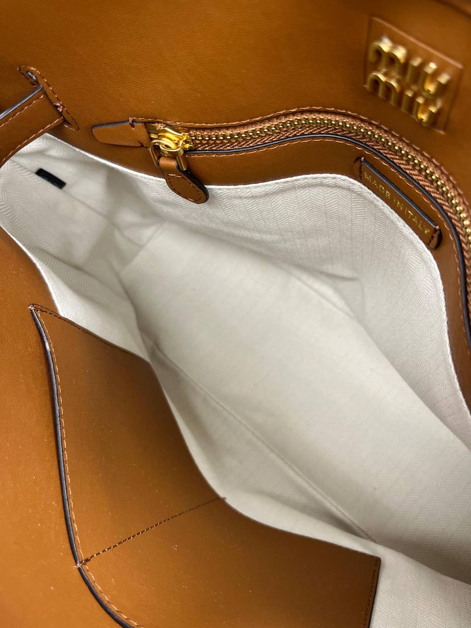 Aventure Nappa Bag