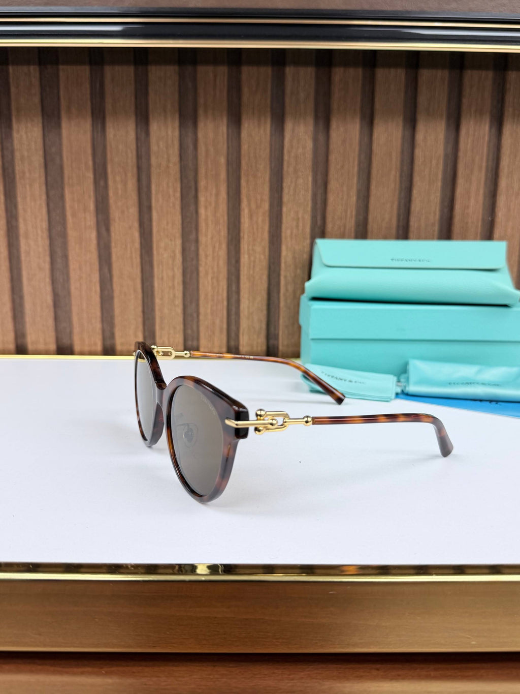 Eyewear Sunglasses