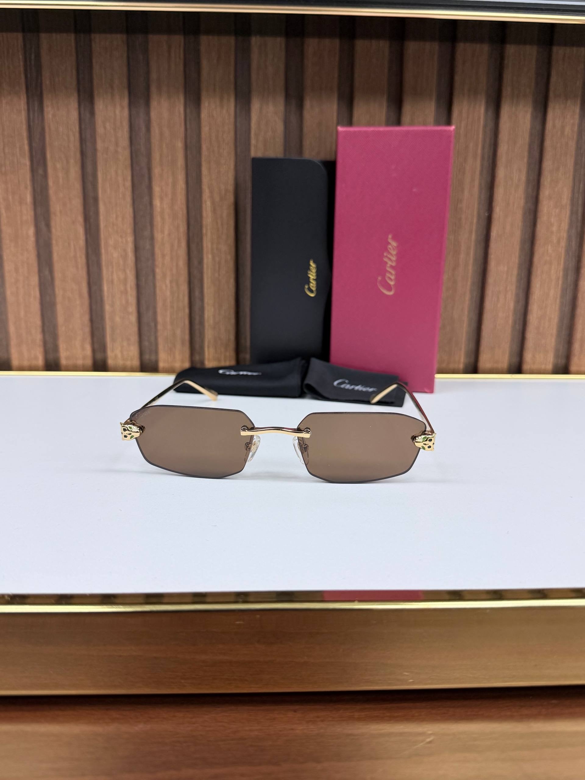 Eyewear Sunglasses