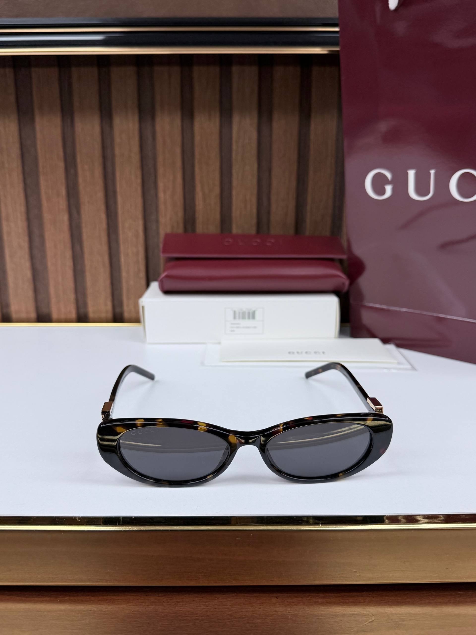 Eyewear Sunglasses